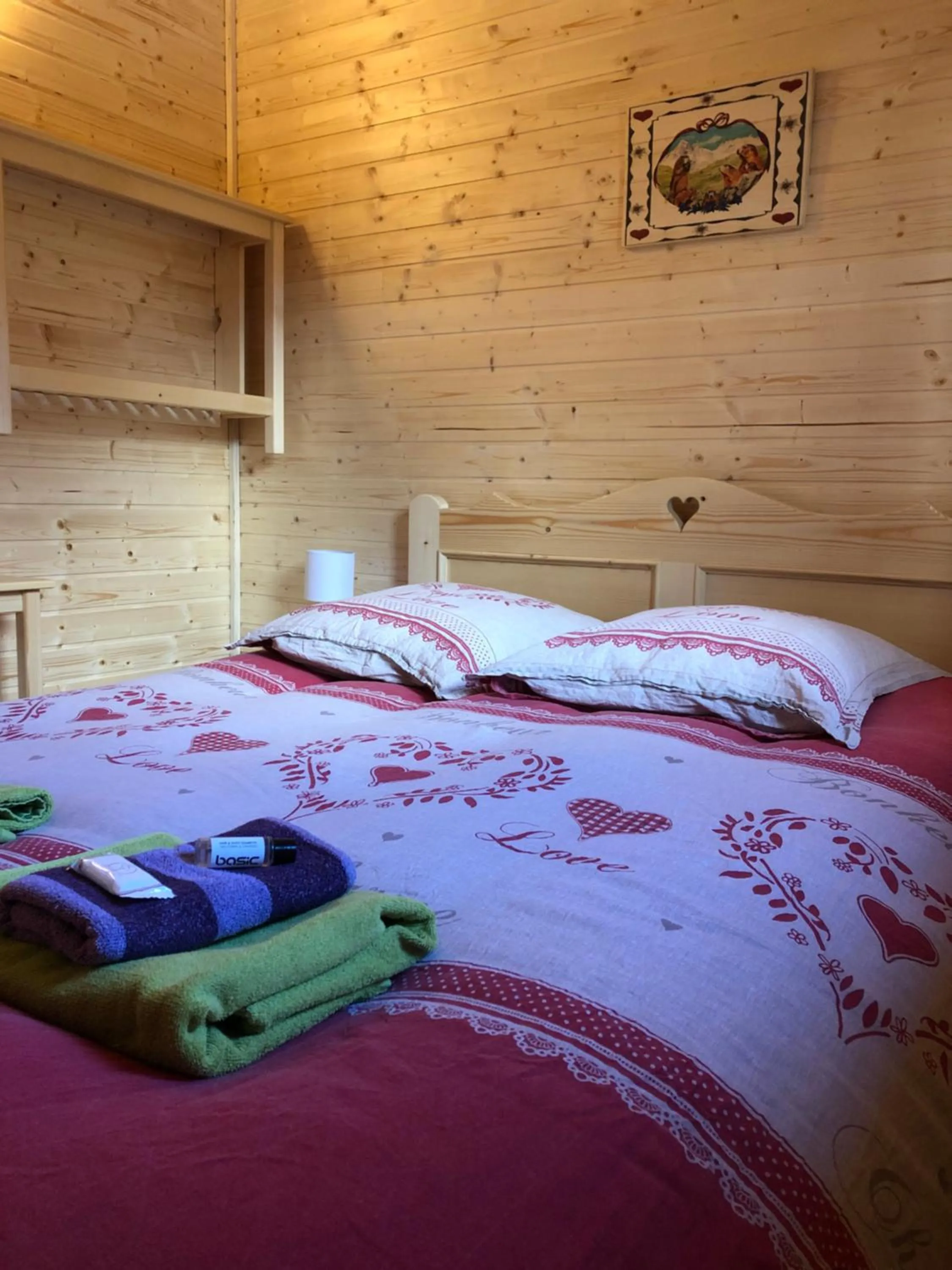 Photo of the whole room, Bed in Camping, Hôtel De Plein Air Les Cariamas