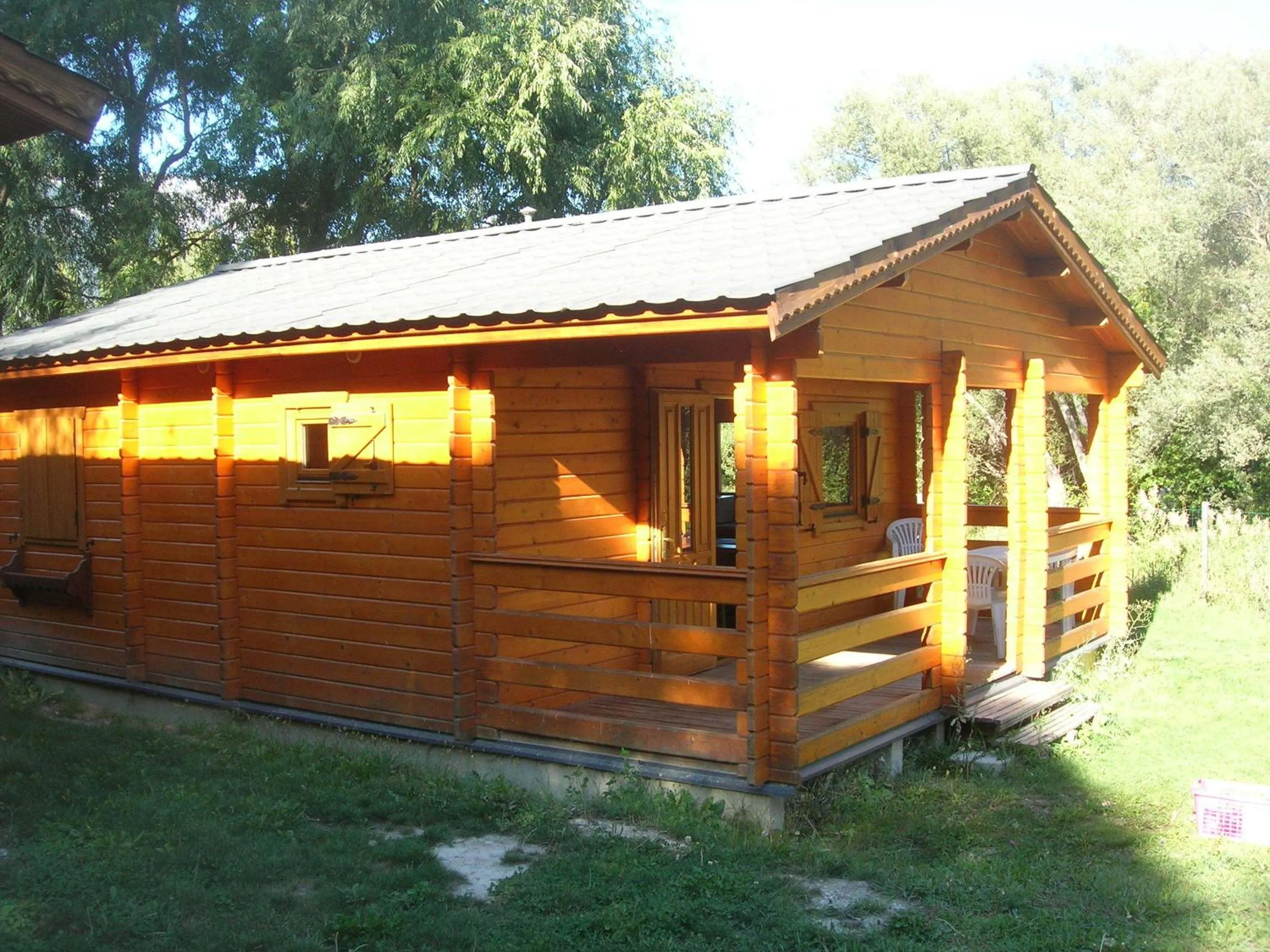 Patio in Camping, Hôtel De Plein Air Les Cariamas