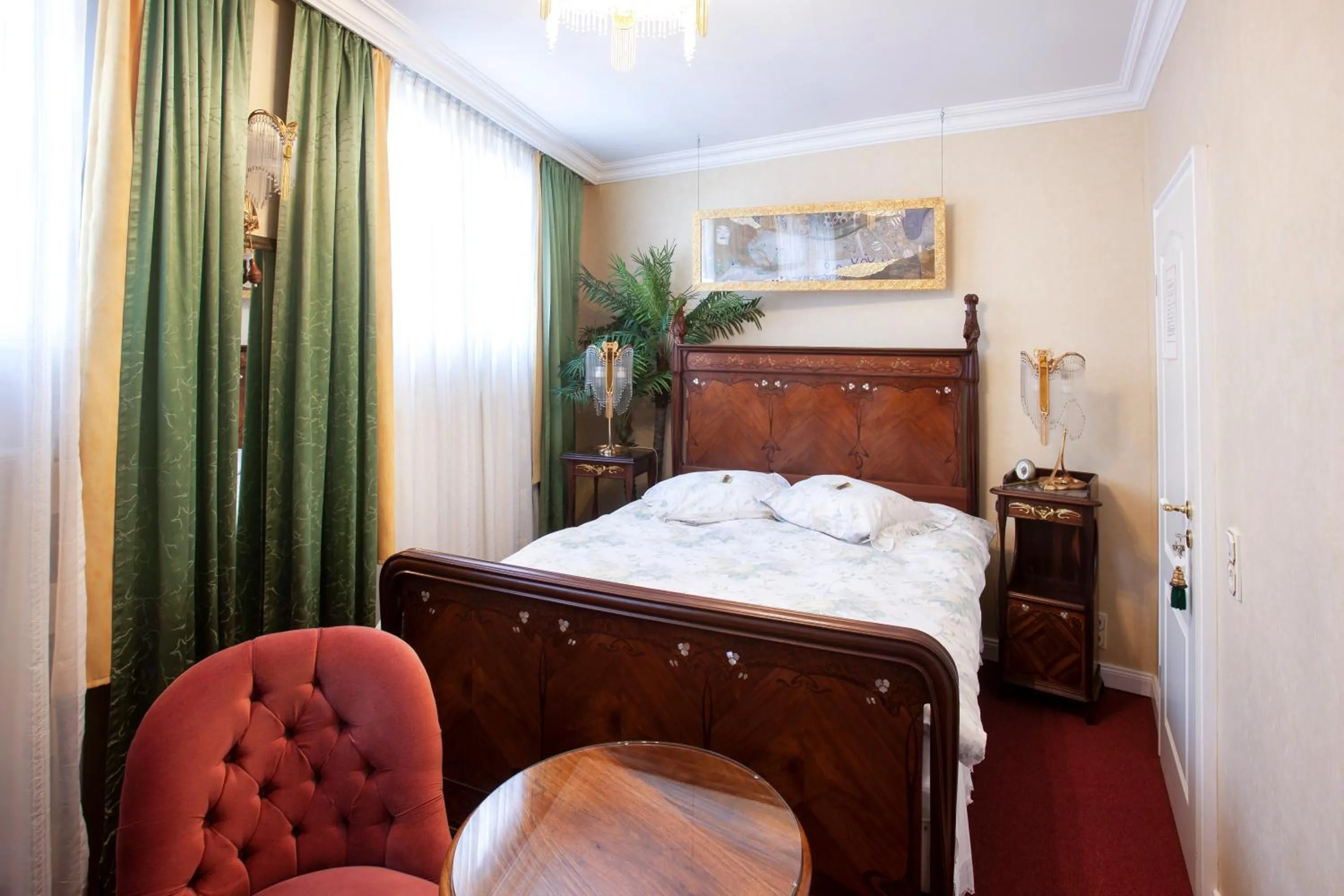 Photo of the whole room in Hotel Goldener Löwe