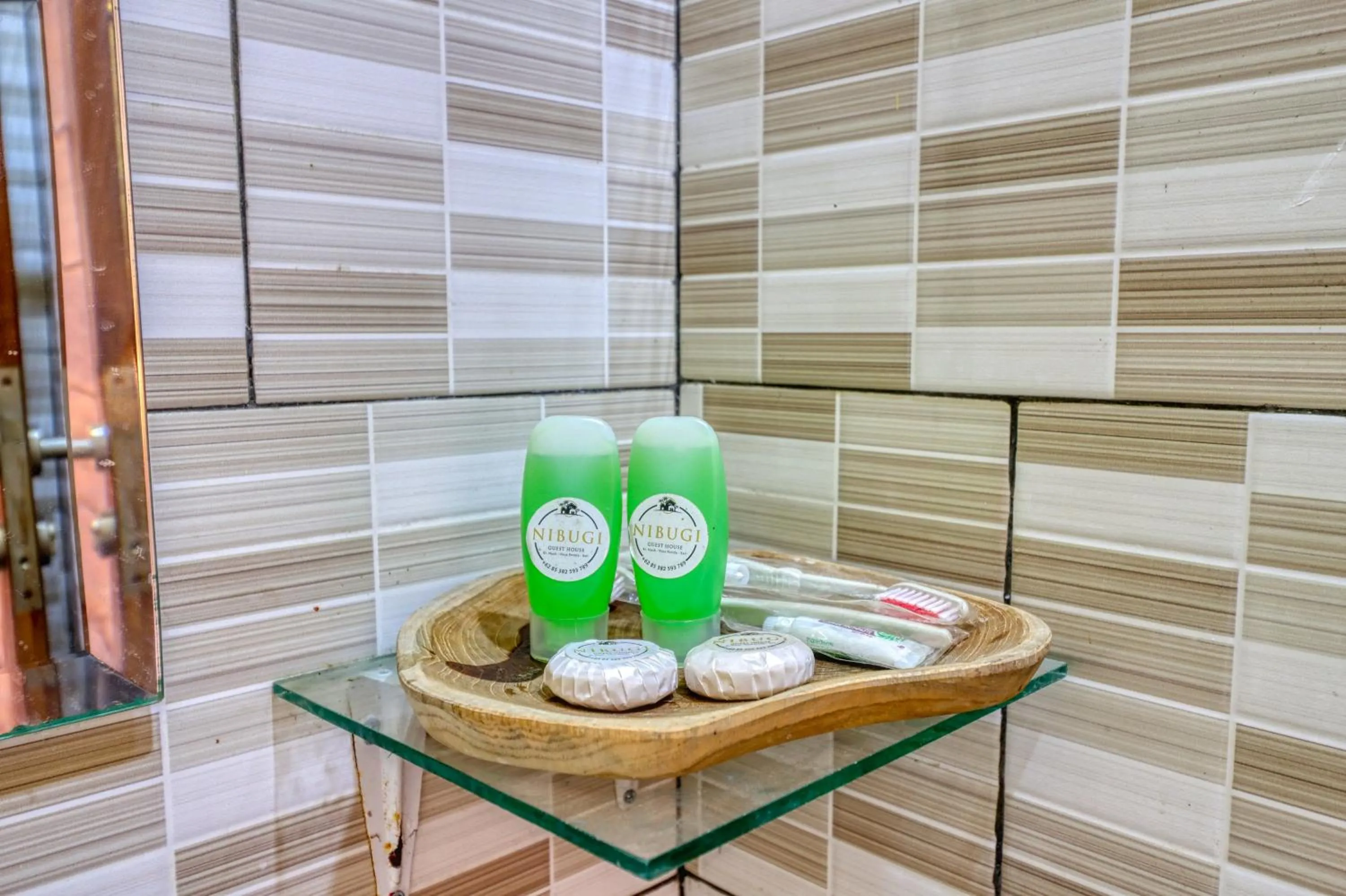 Bathroom in Nibugi Guest House