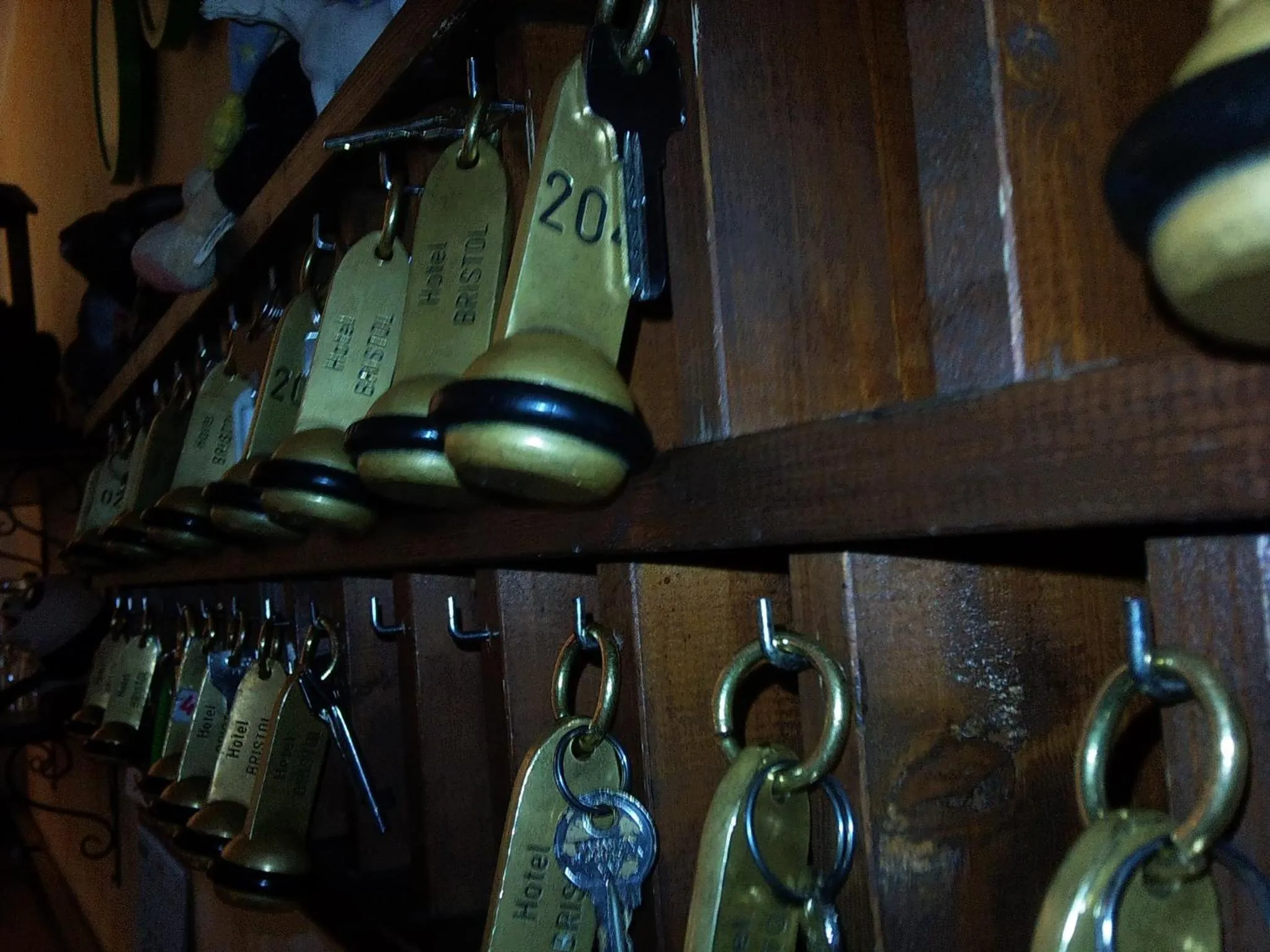 Decorative detail in Hotel Bristol
