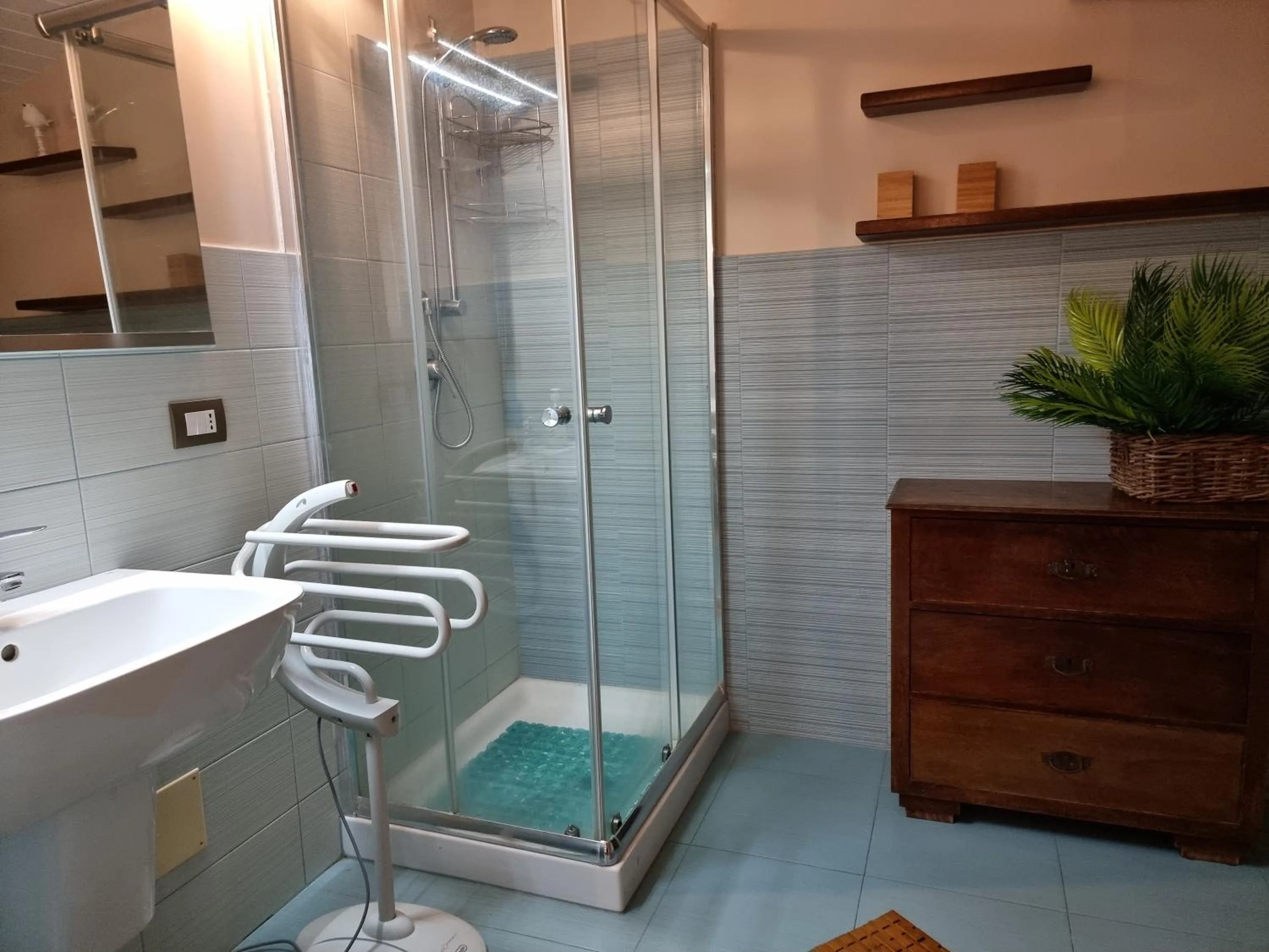 Shower in Luxury Panoramic Loft with heated pool near Catania, Taormina, the Sea and Mount Etna by SicilianRelaxingHomes
