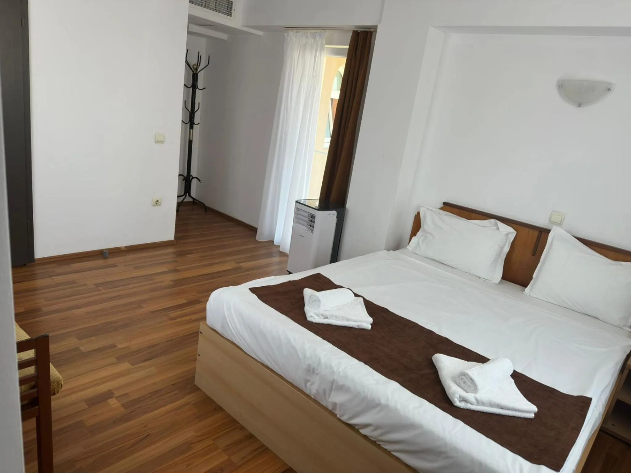 Bedroom, Bed in Hotel Apollo Central