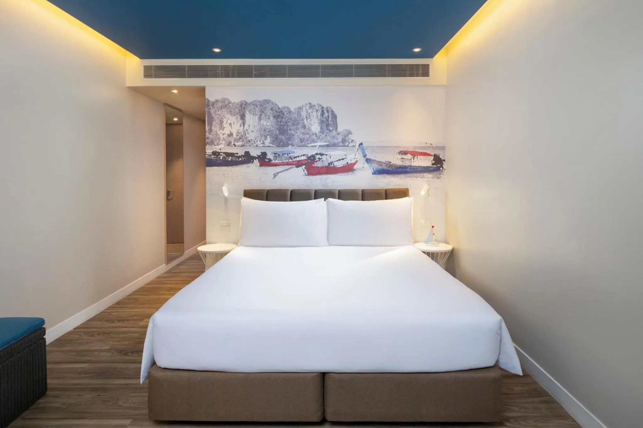 Bedroom, Bed in OZO Phuket