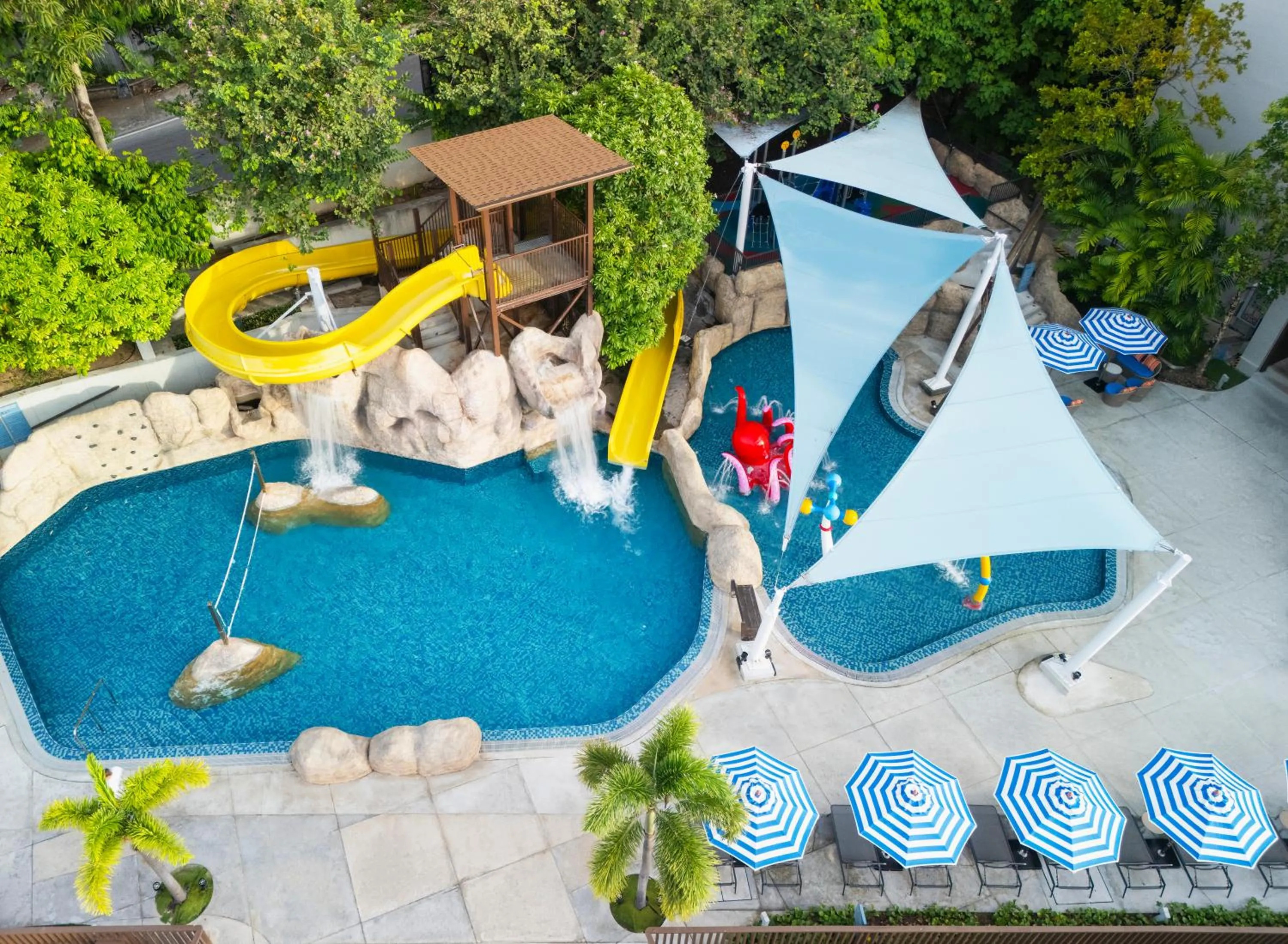 Swimming pool in OZO Phuket