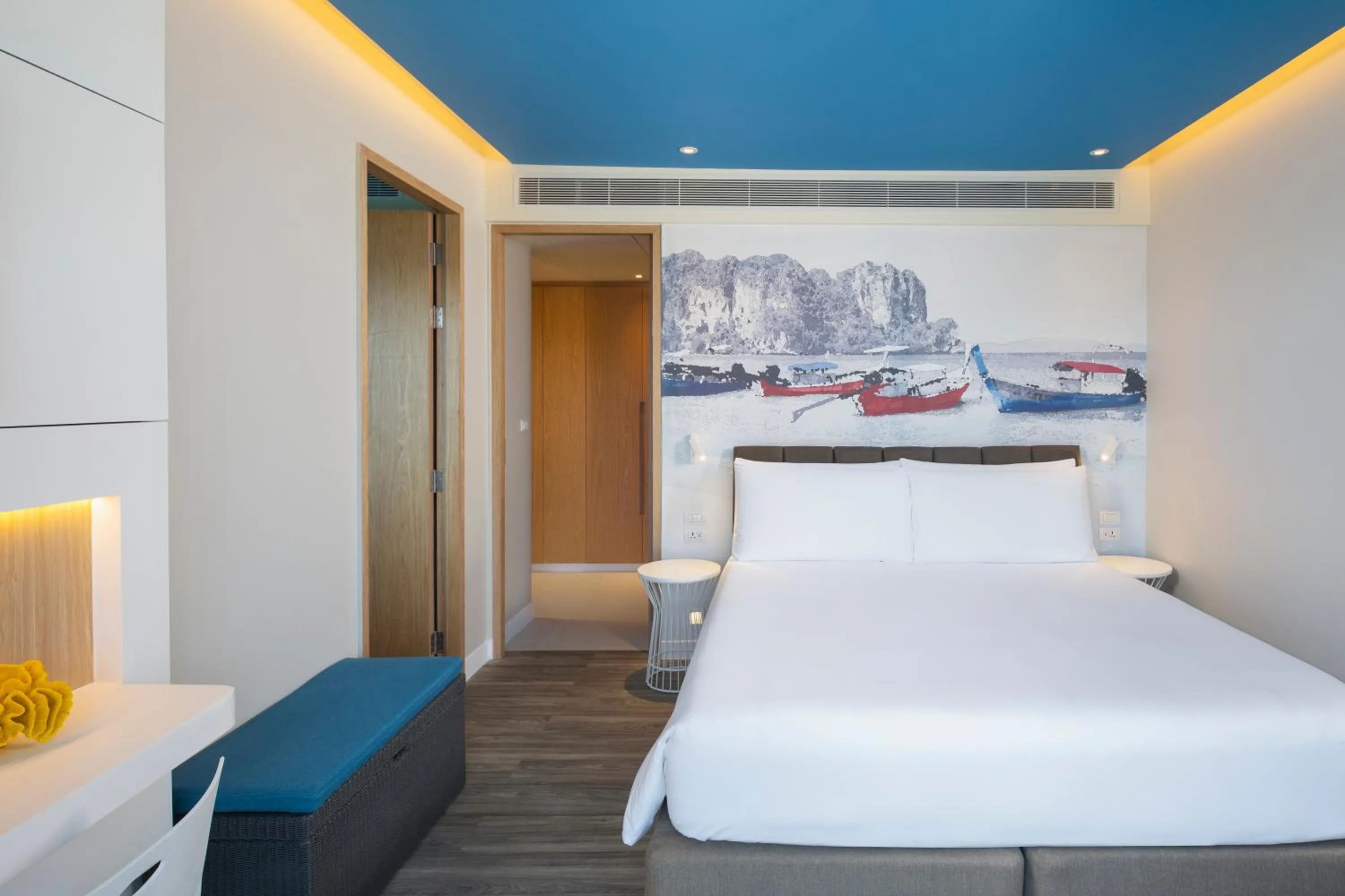 Bedroom, Bed in OZO Phuket