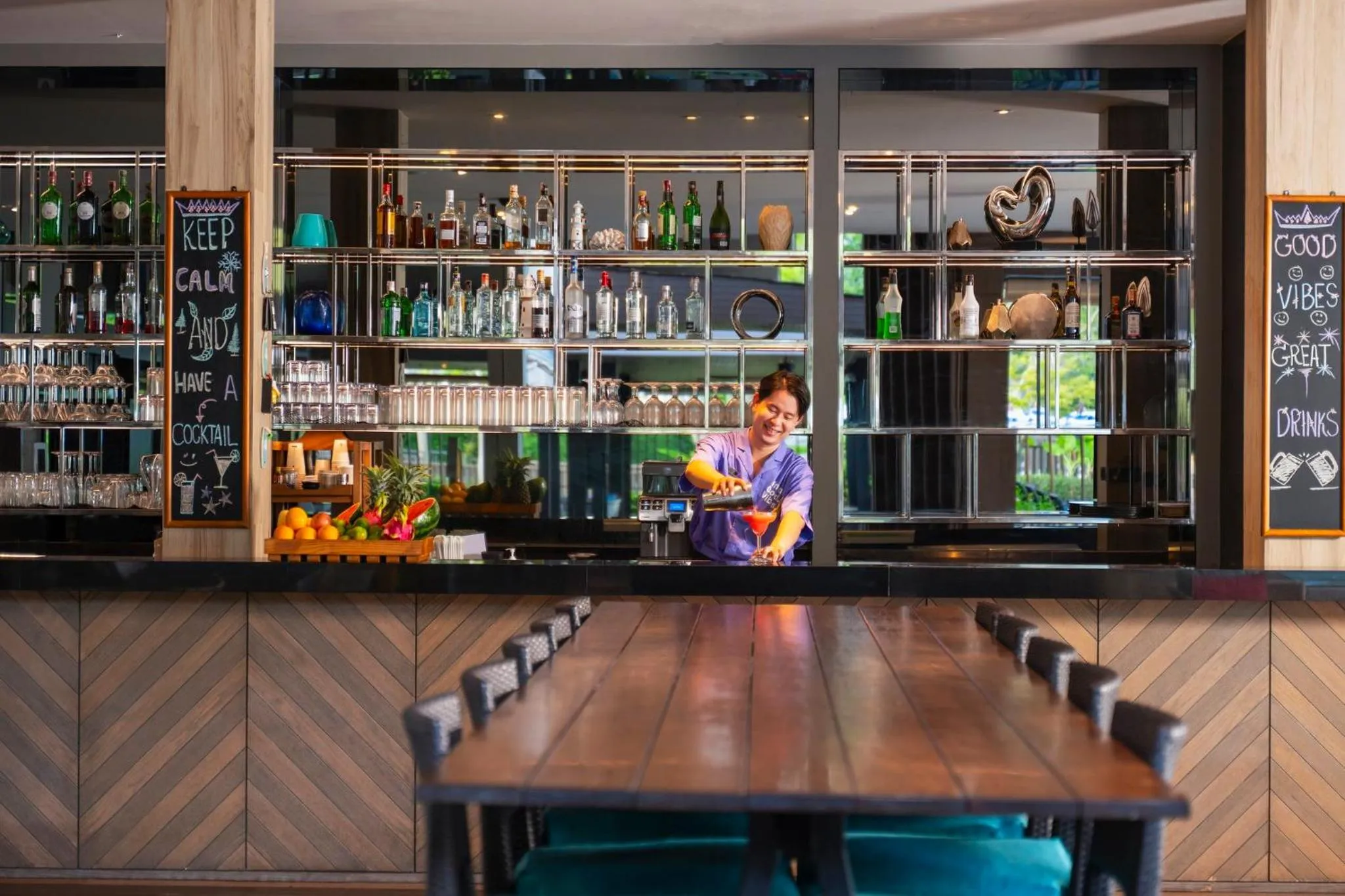 Restaurant/places to eat in OZO Phuket