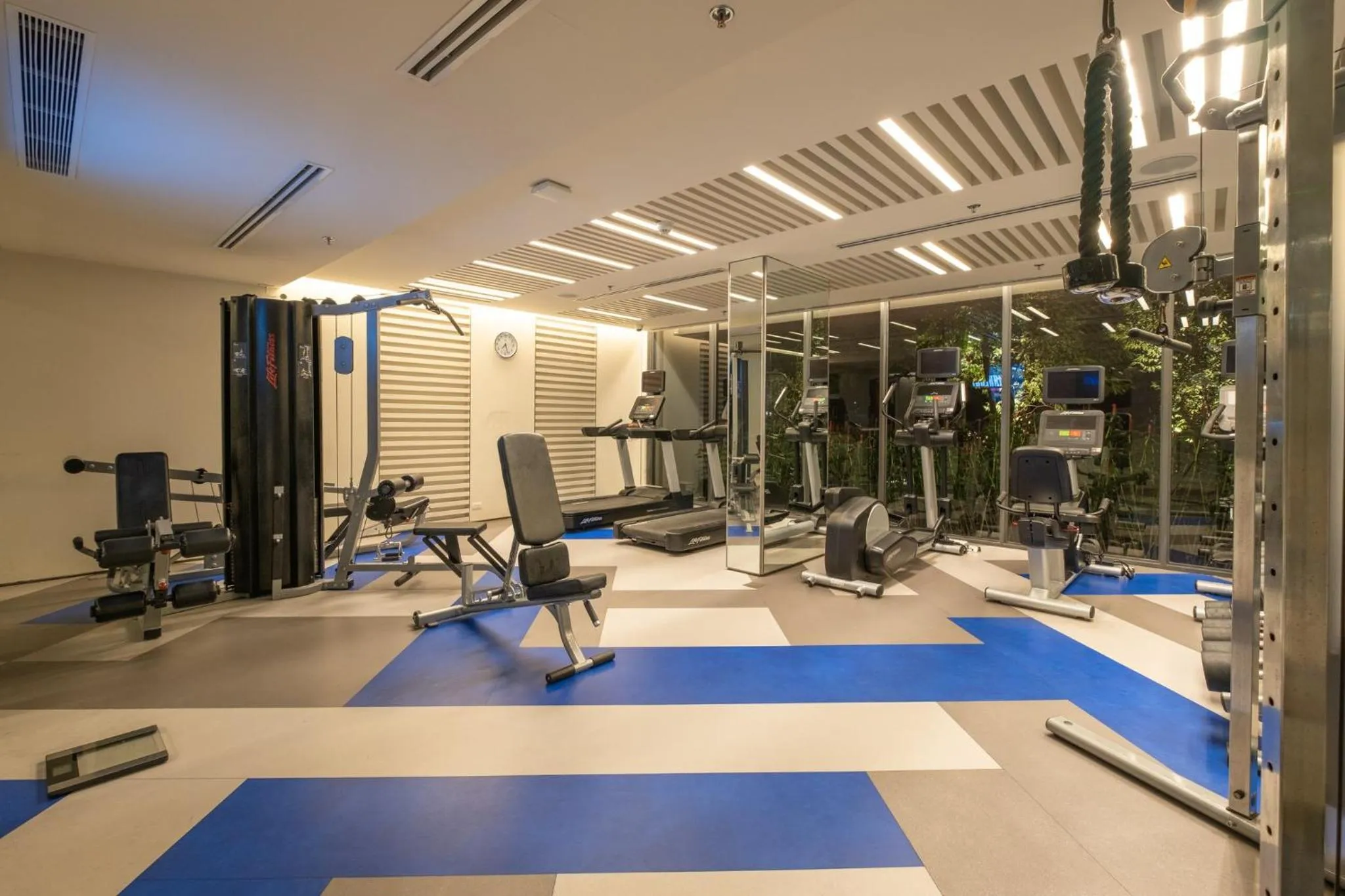 Fitness centre/facilities in OZO Phuket