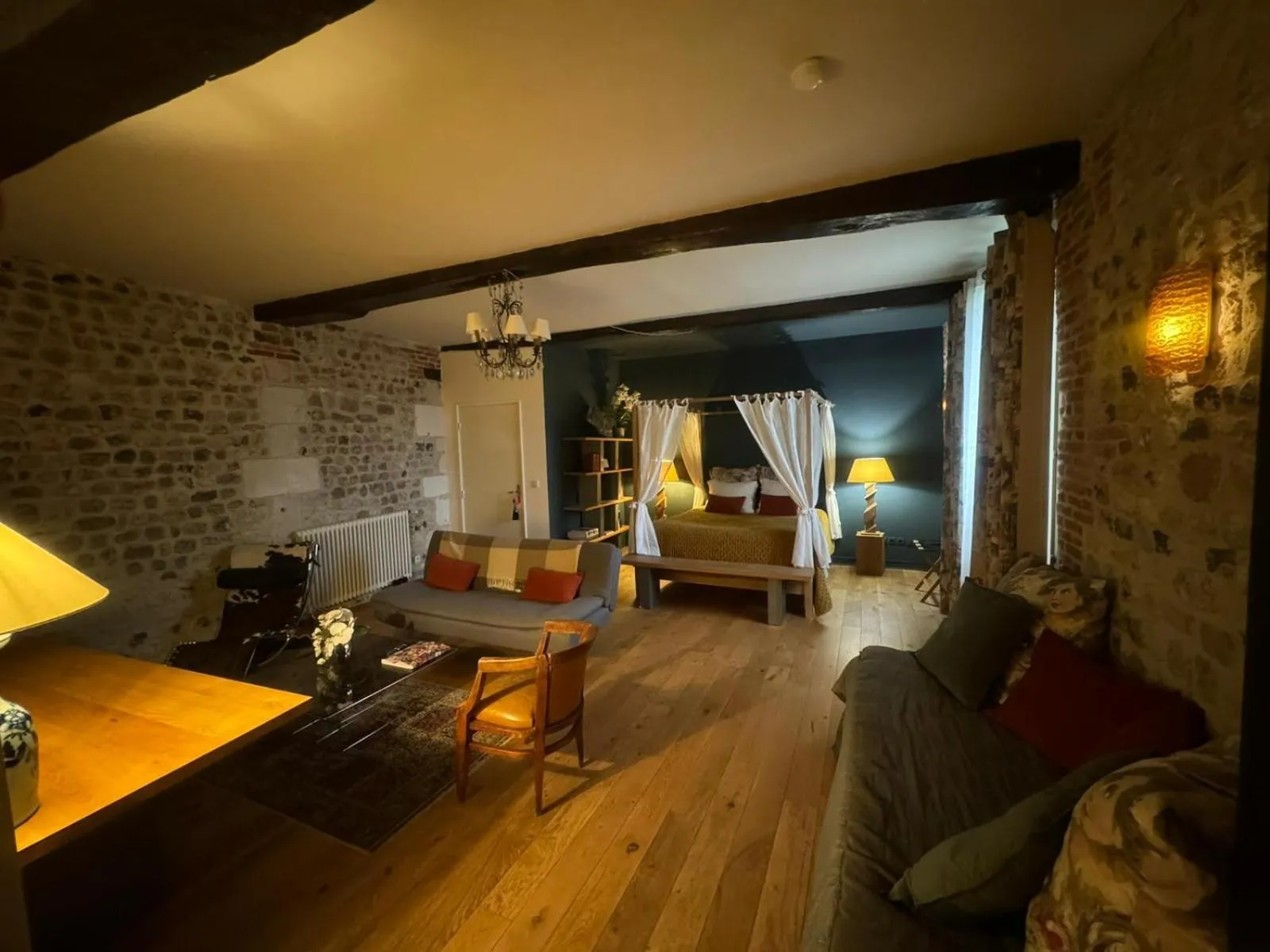 Bed in La Cour Sainte Catherine demeure de charme