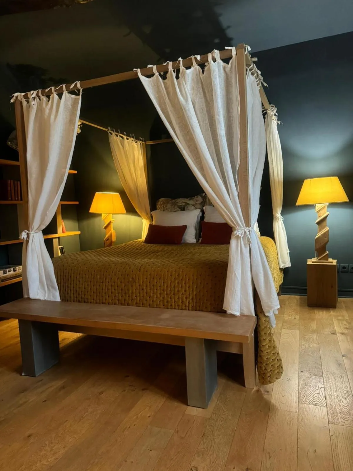 Bed in La Cour Sainte Catherine demeure de charme