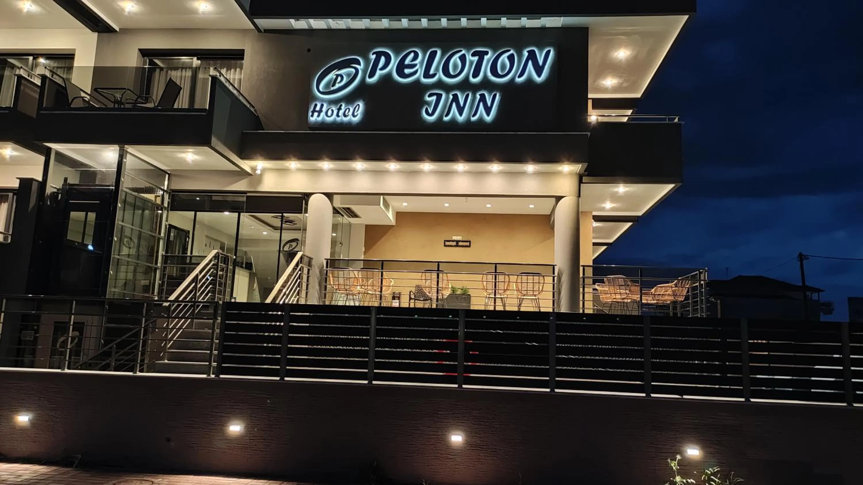 Peloton Inn