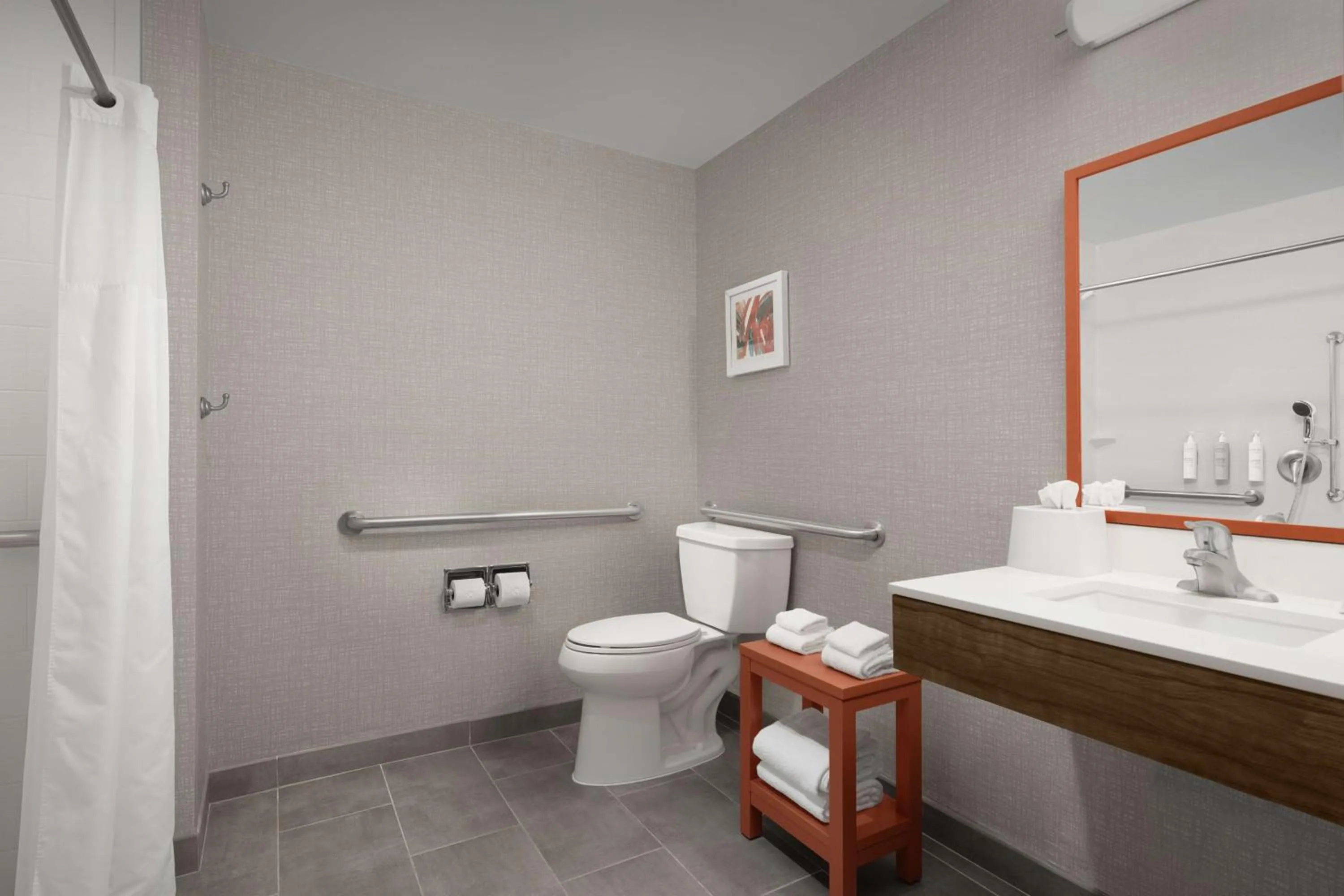 Bathroom in Hampton Inn Haverhill