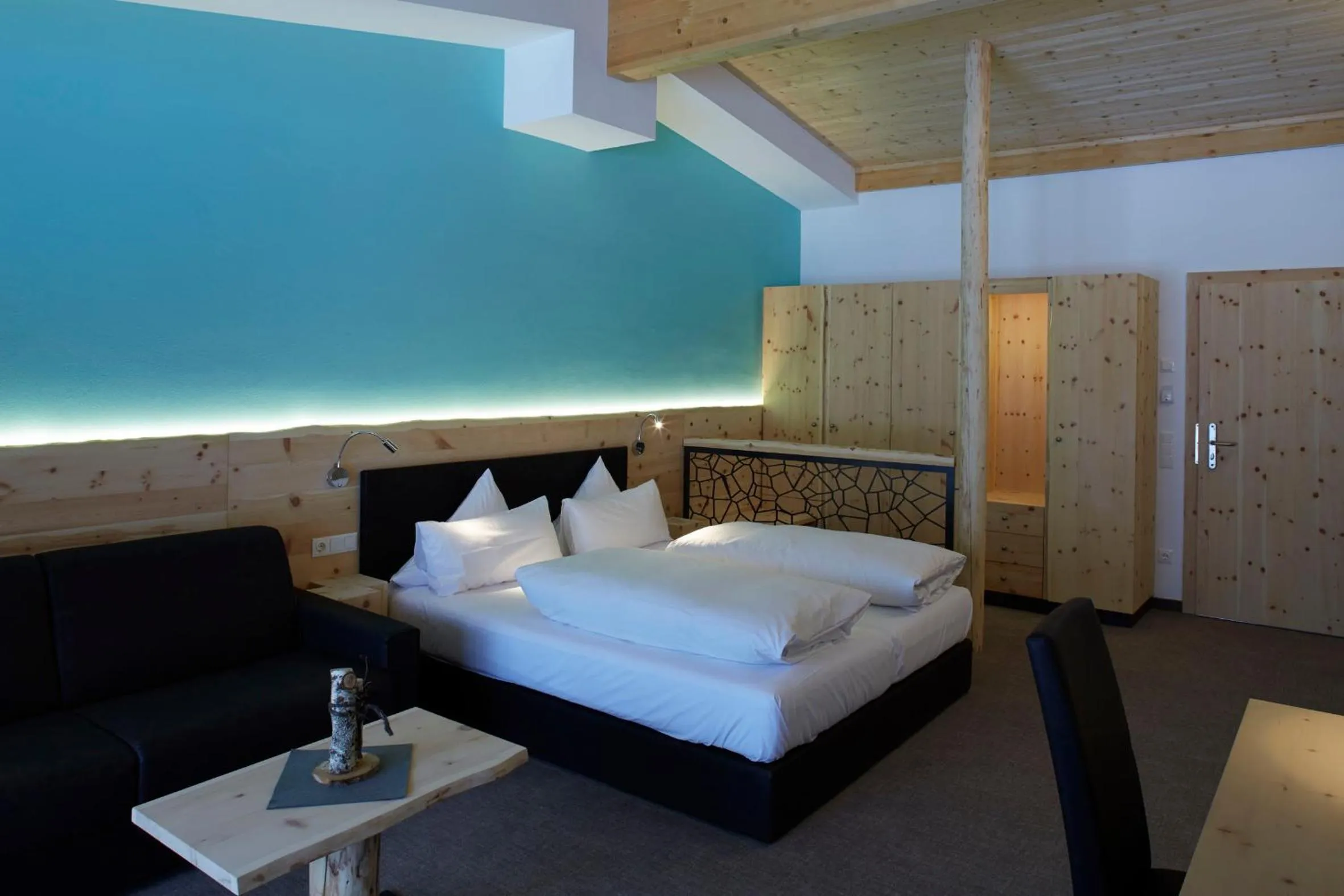 Bedroom, Bed in Romantik Resort & SPA Der Laterndl Hof