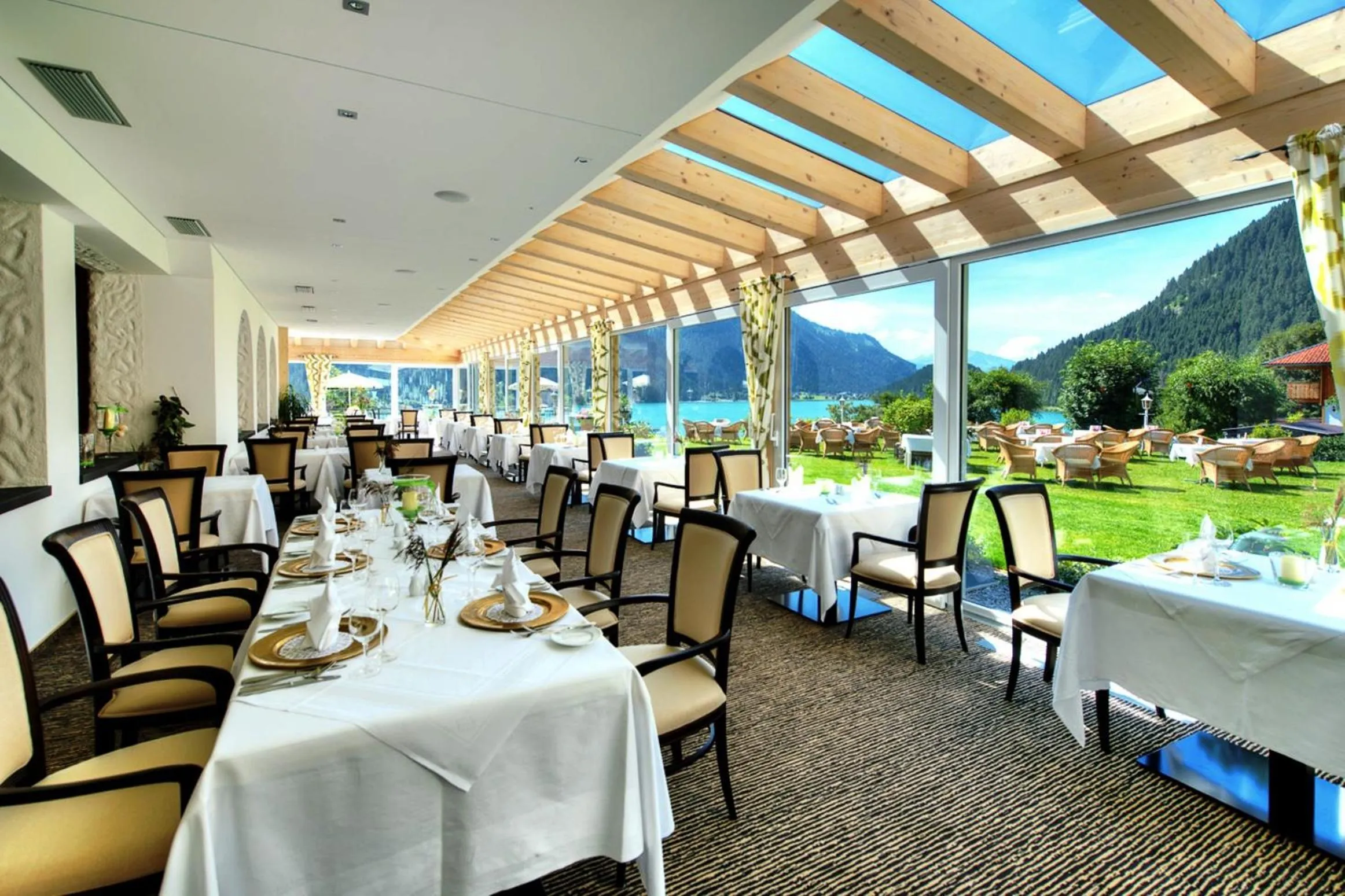 Restaurant/places to eat in Romantik Resort & SPA Der Laterndl Hof