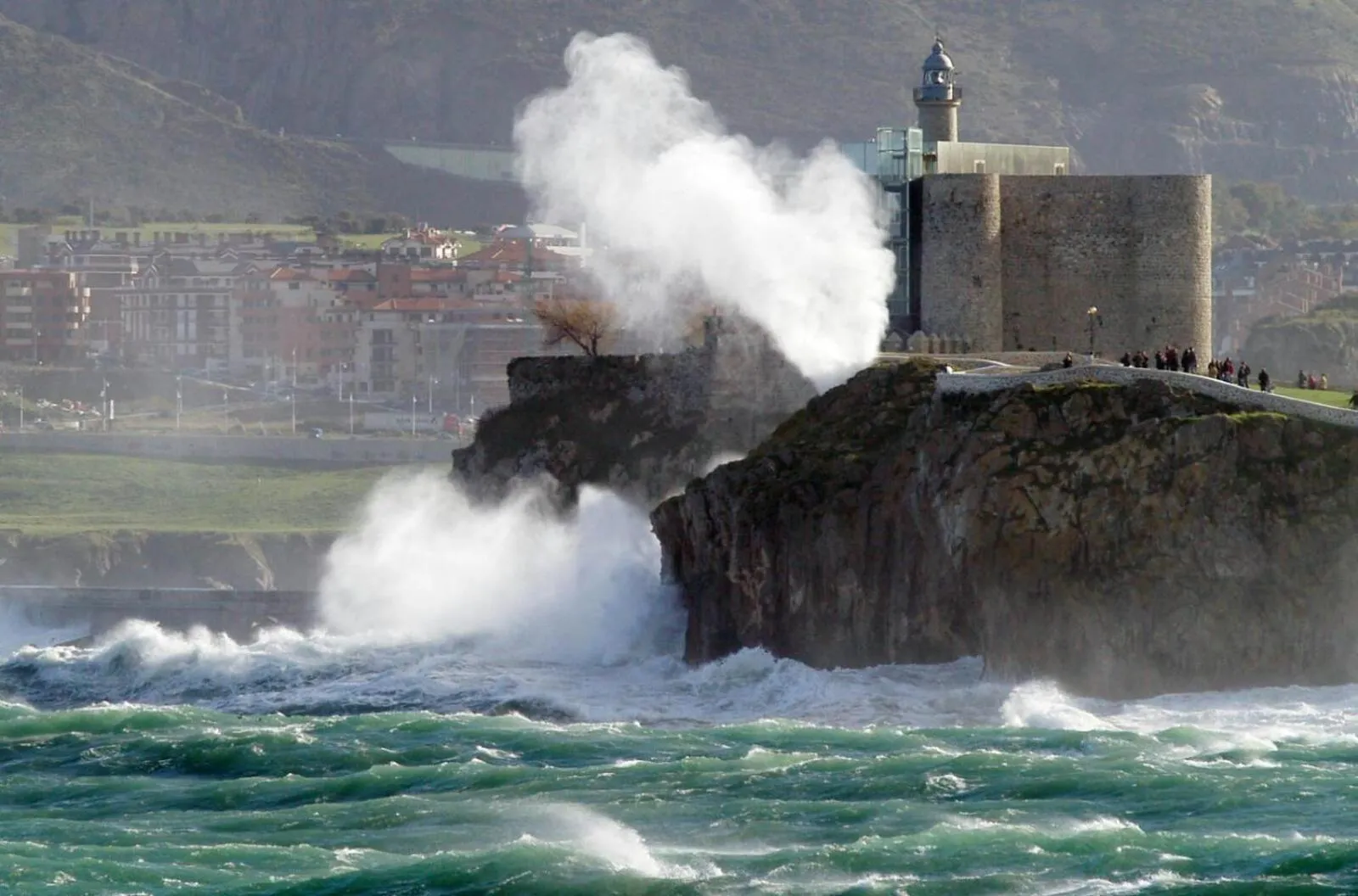 Spring in Pensión La Mar