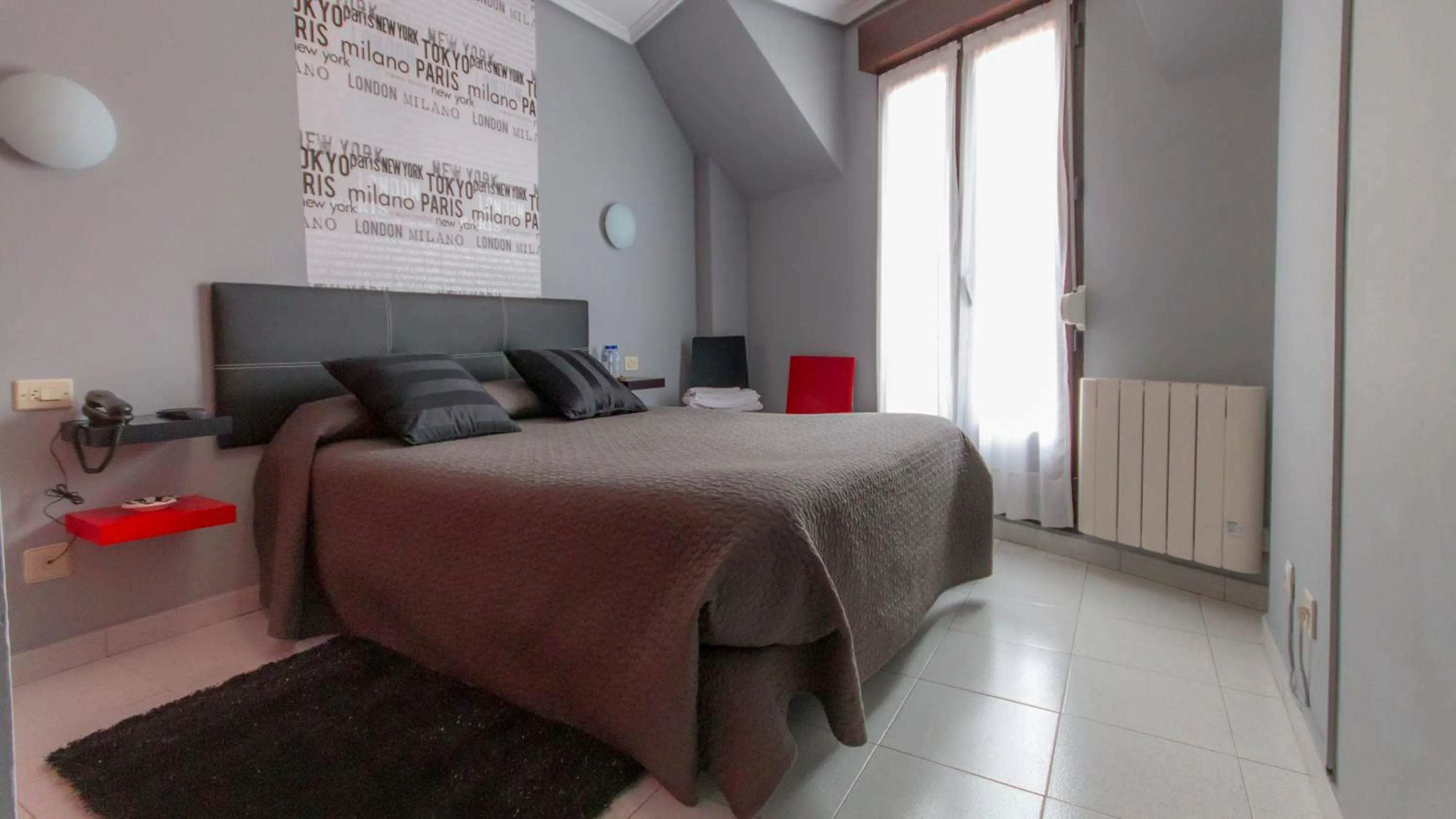 Balcony/Terrace, Bed in Pensión La Mar