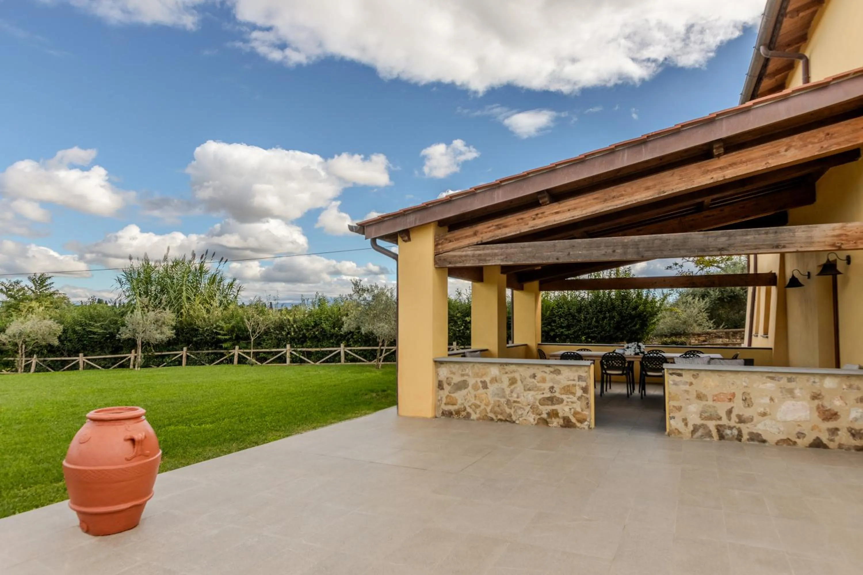 Patio in Villa Tolomei Hotel & Resort