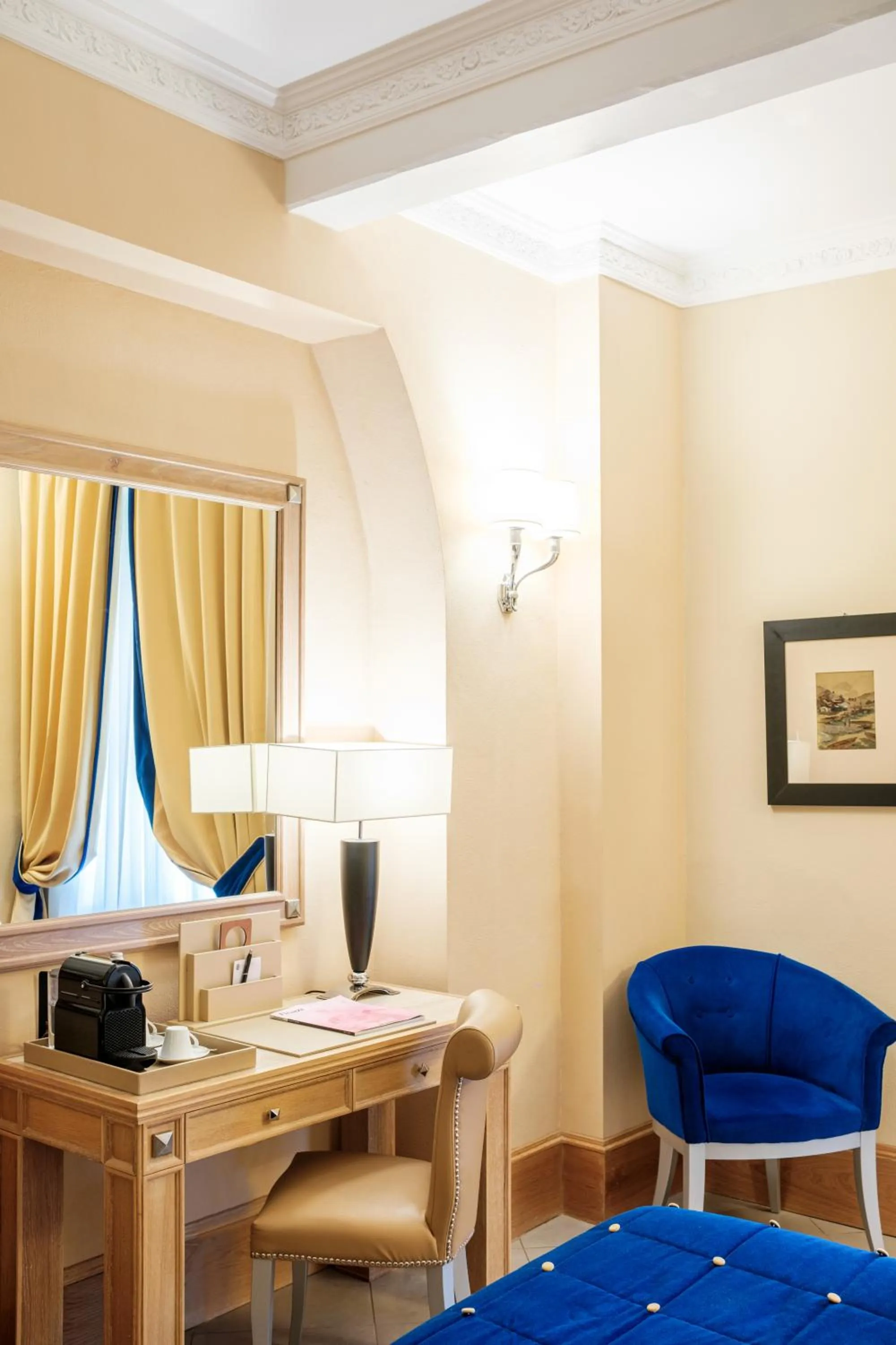 Living room in Villa Tolomei Hotel & Resort