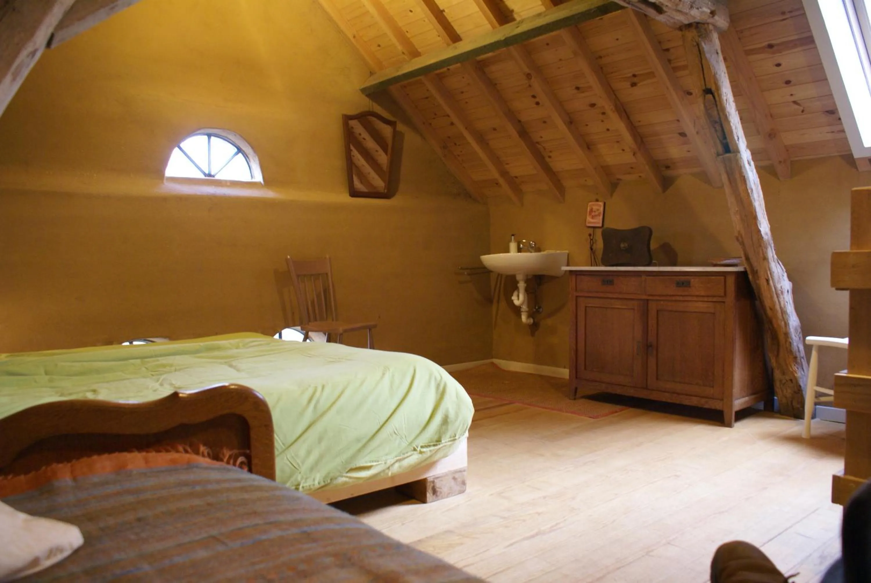 Bed in B&B De Metstermolen