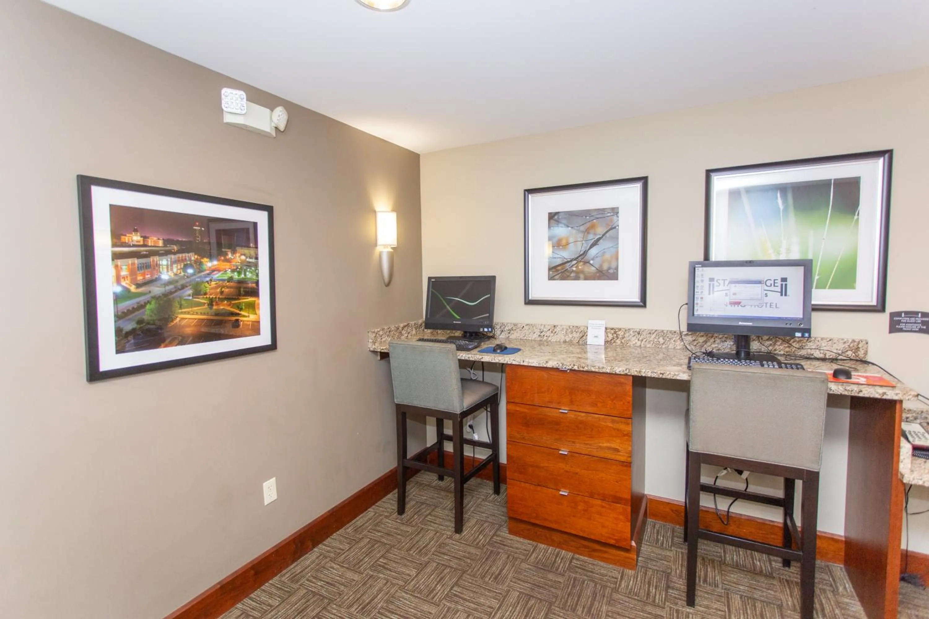 Business facilities in Staybridge Suites Bowling Green by IHG