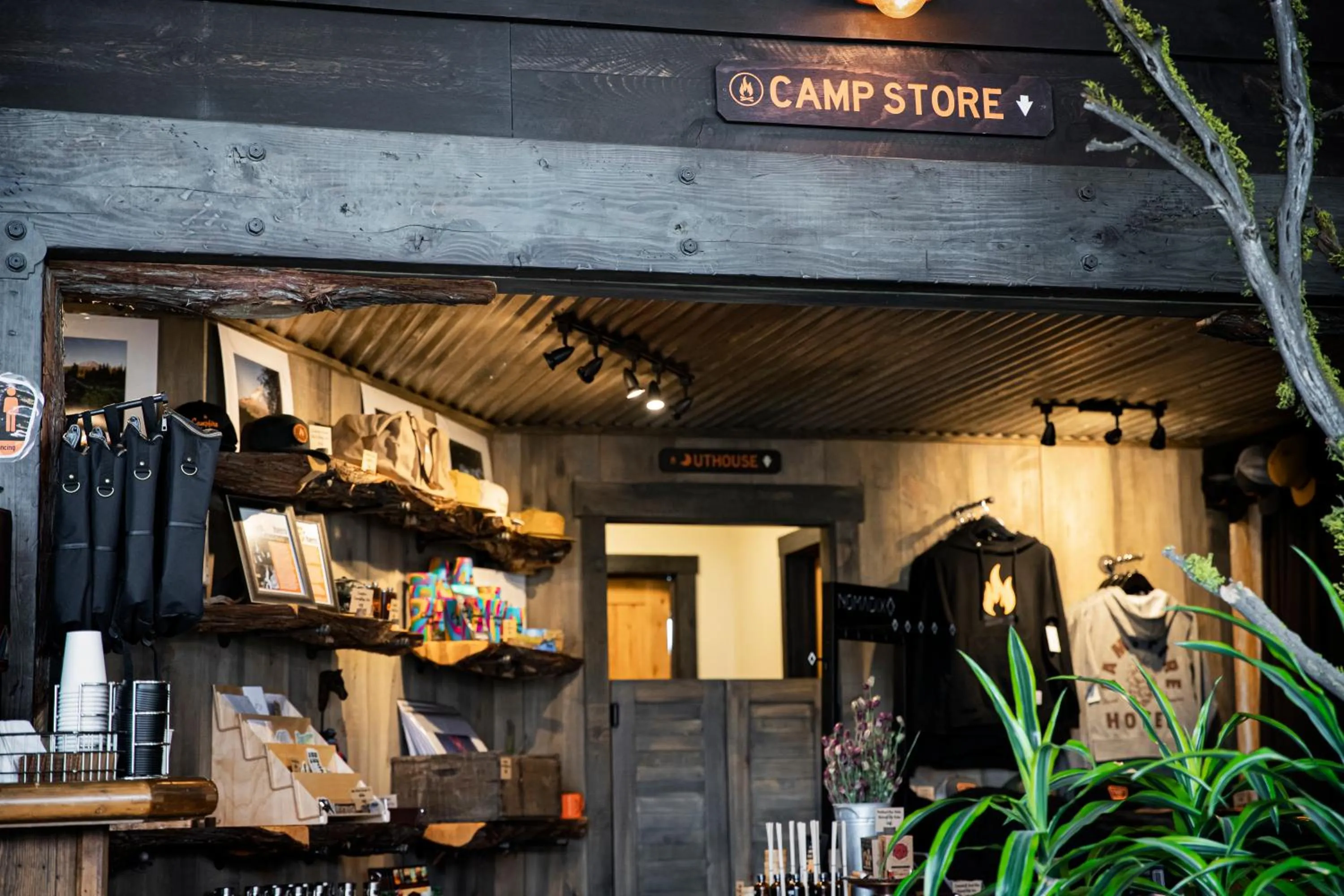 On-site shops in Campfire Hotel