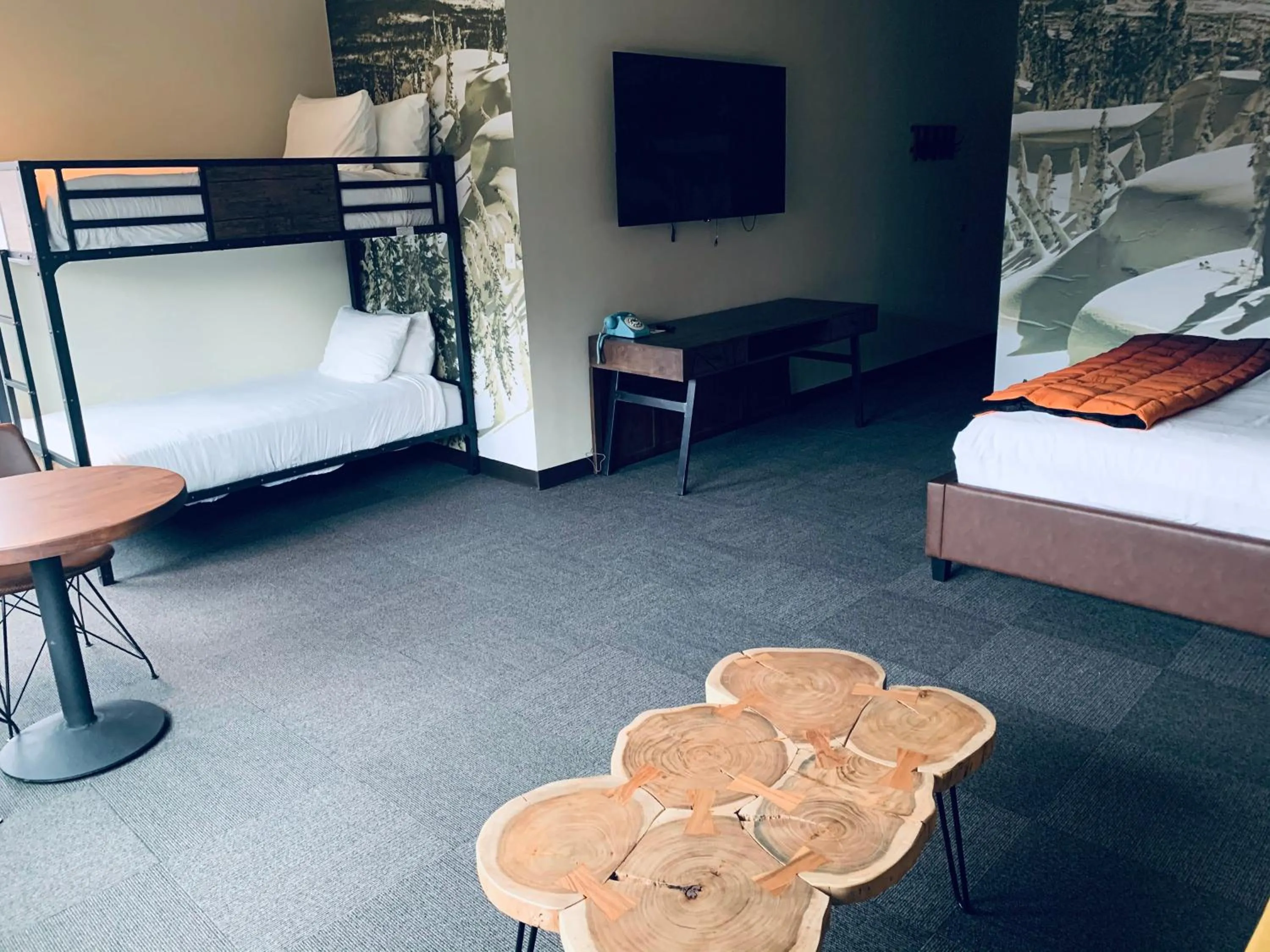 Photo of the whole room, Bed in Campfire Hotel