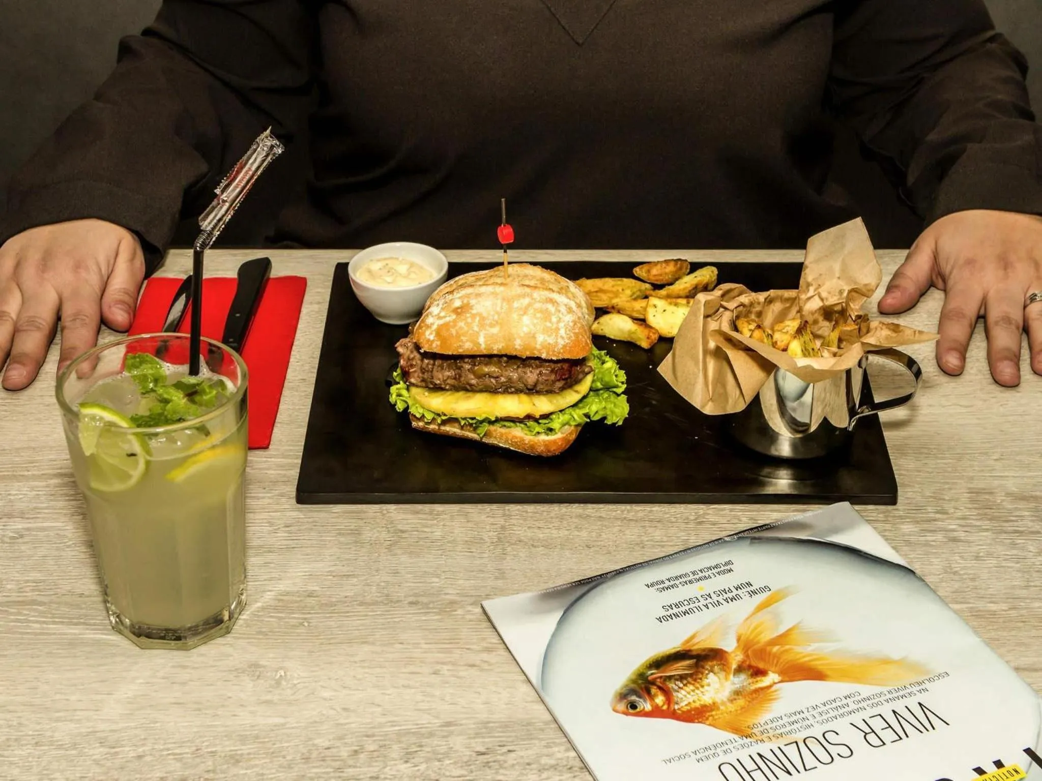 Restaurant/places to eat in Hotel ibis Lisboa Alfragide