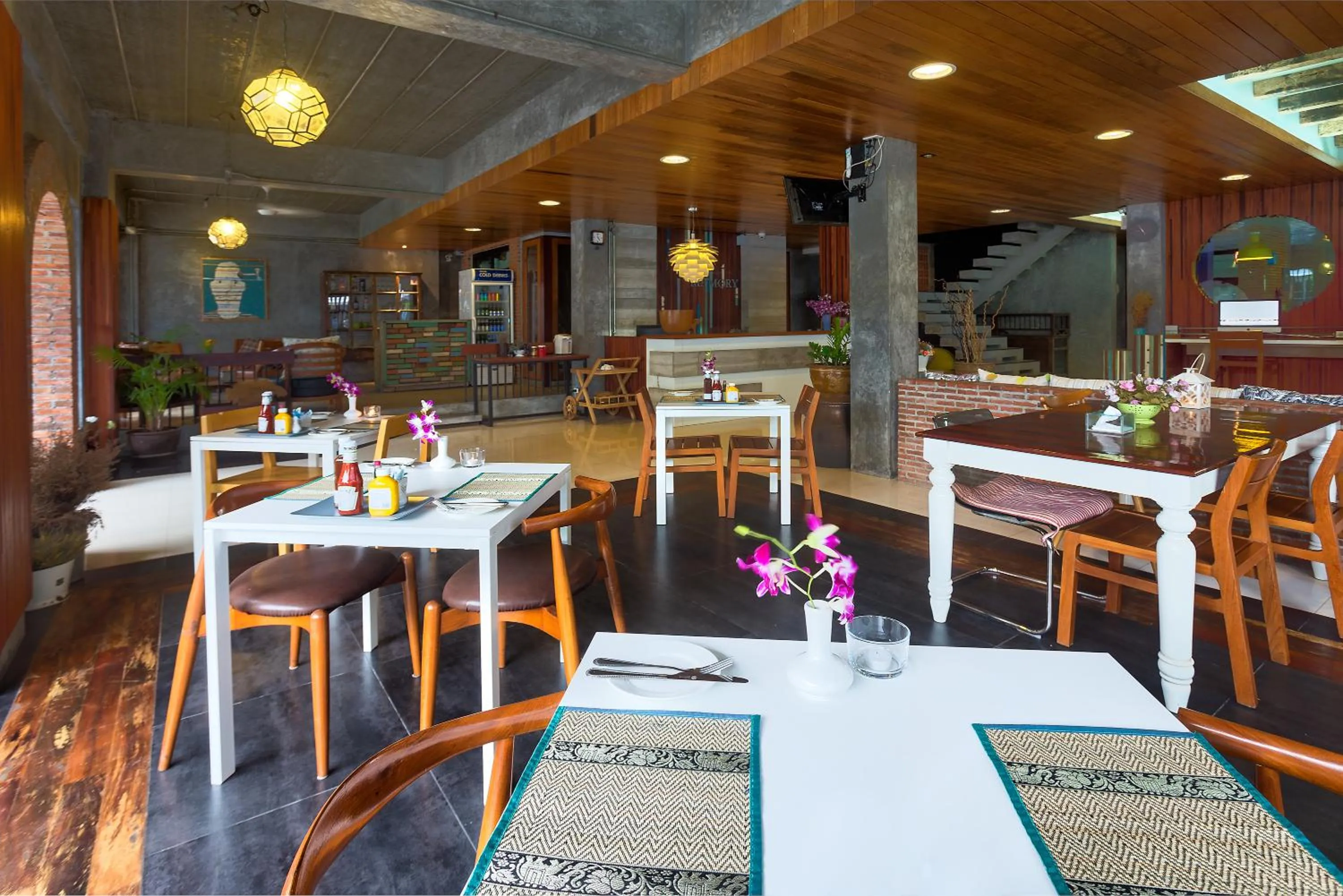 Library in Memory Boutique Patong