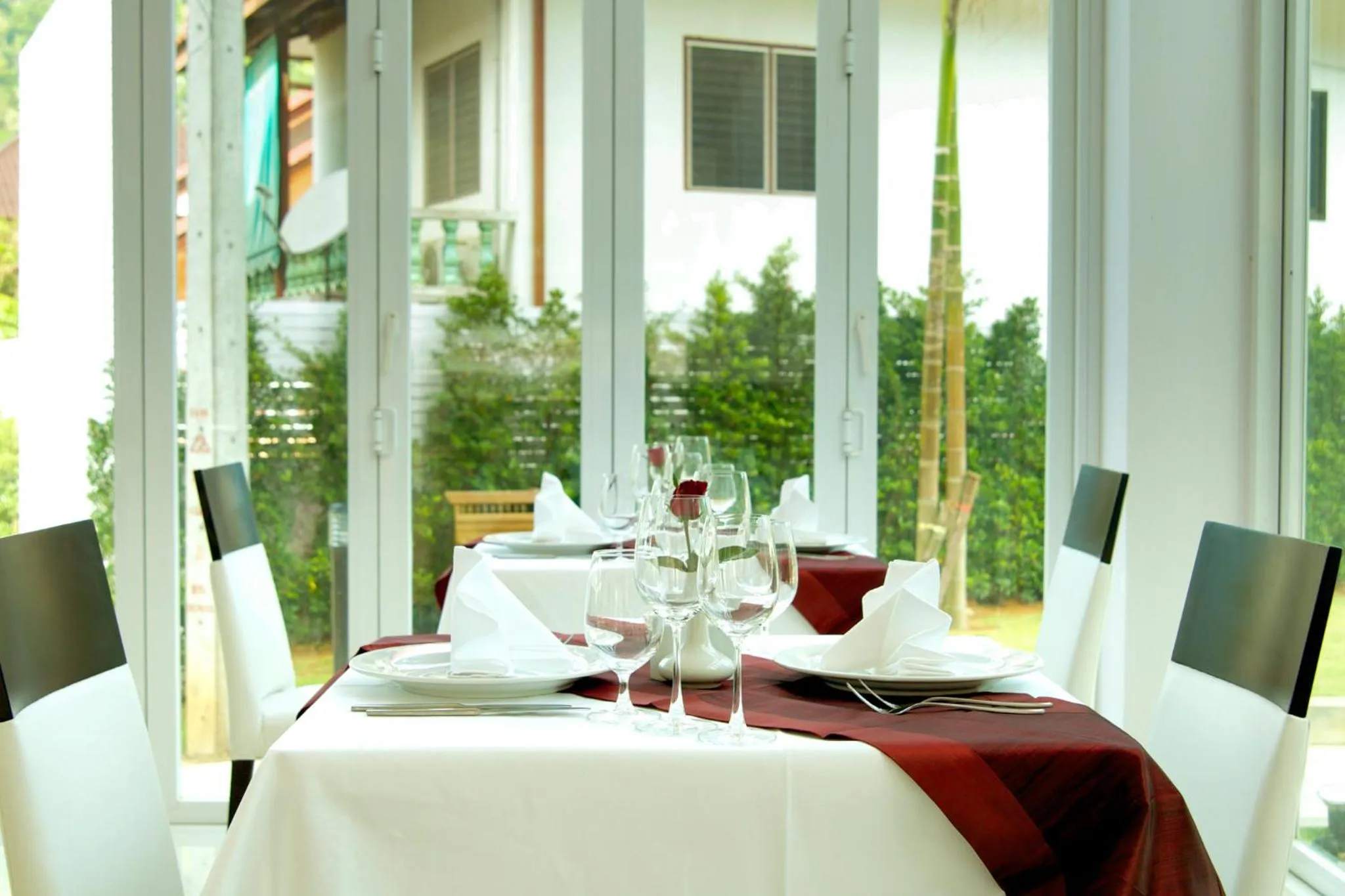 Restaurant/places to eat in The Palmery Resort