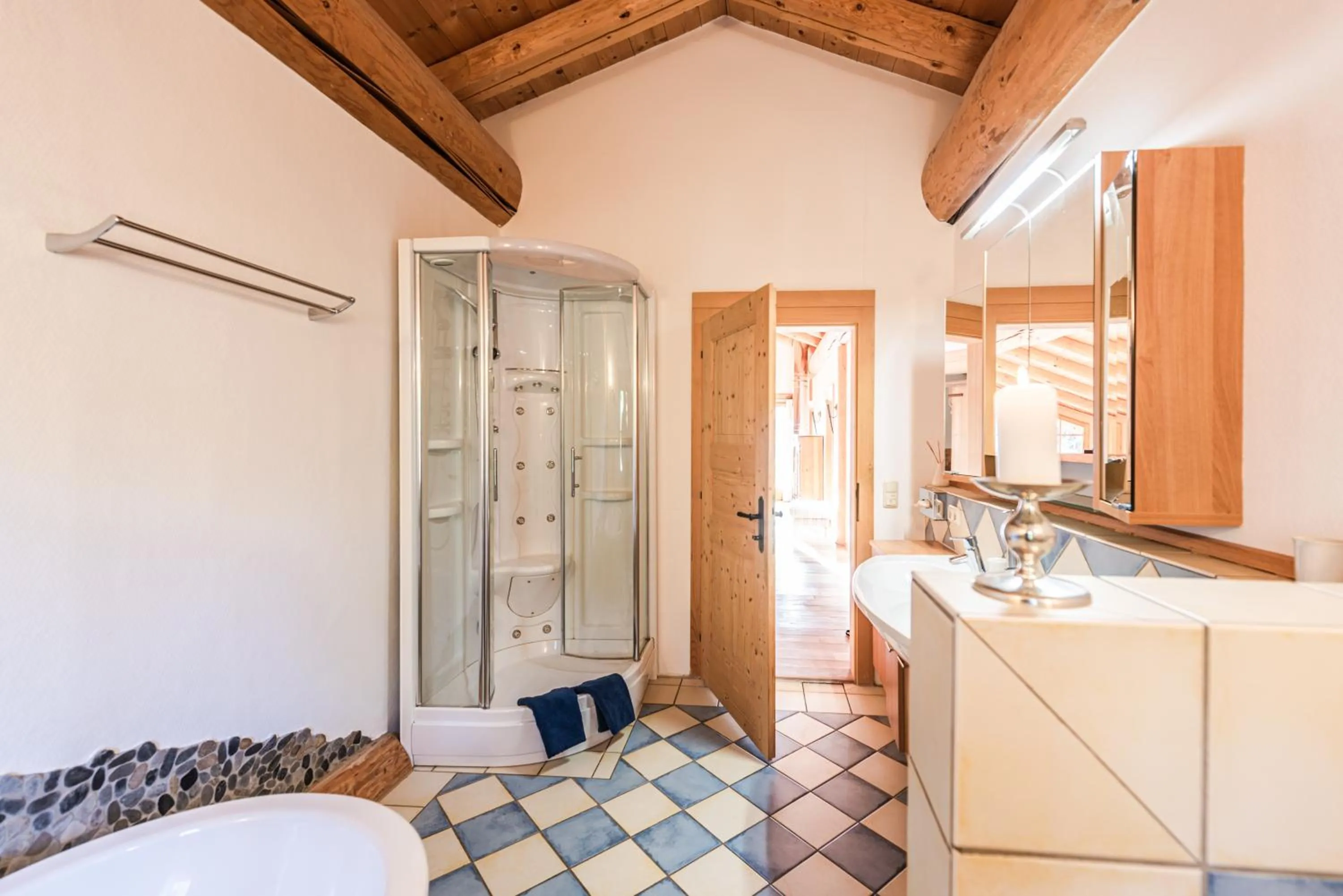 Bathroom in Chalets & Apartments Beim Waicher zwischen Salzburg und Chiemsee