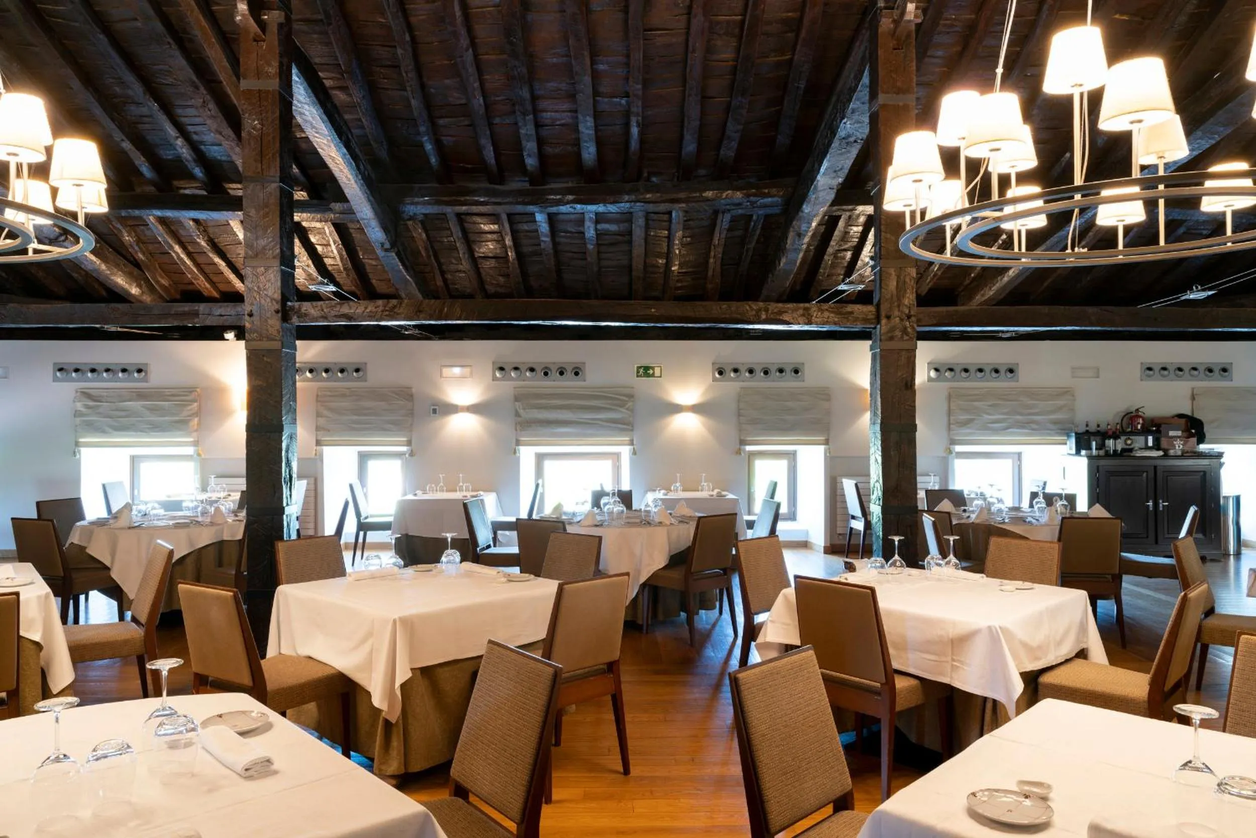 Restaurant/places to eat in Parador de Argómaniz