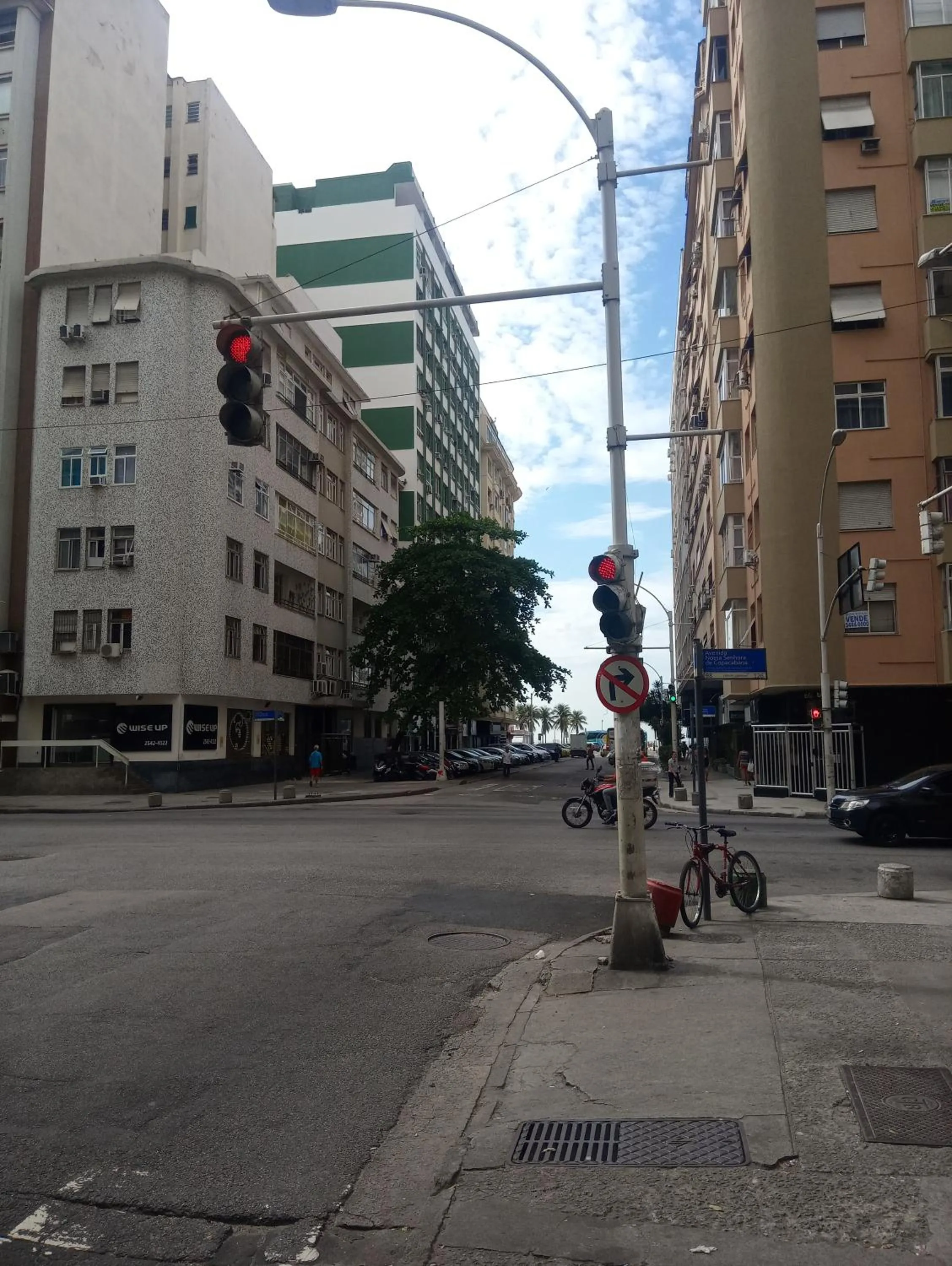 Property building in Copacabana Quadríssima da Praia