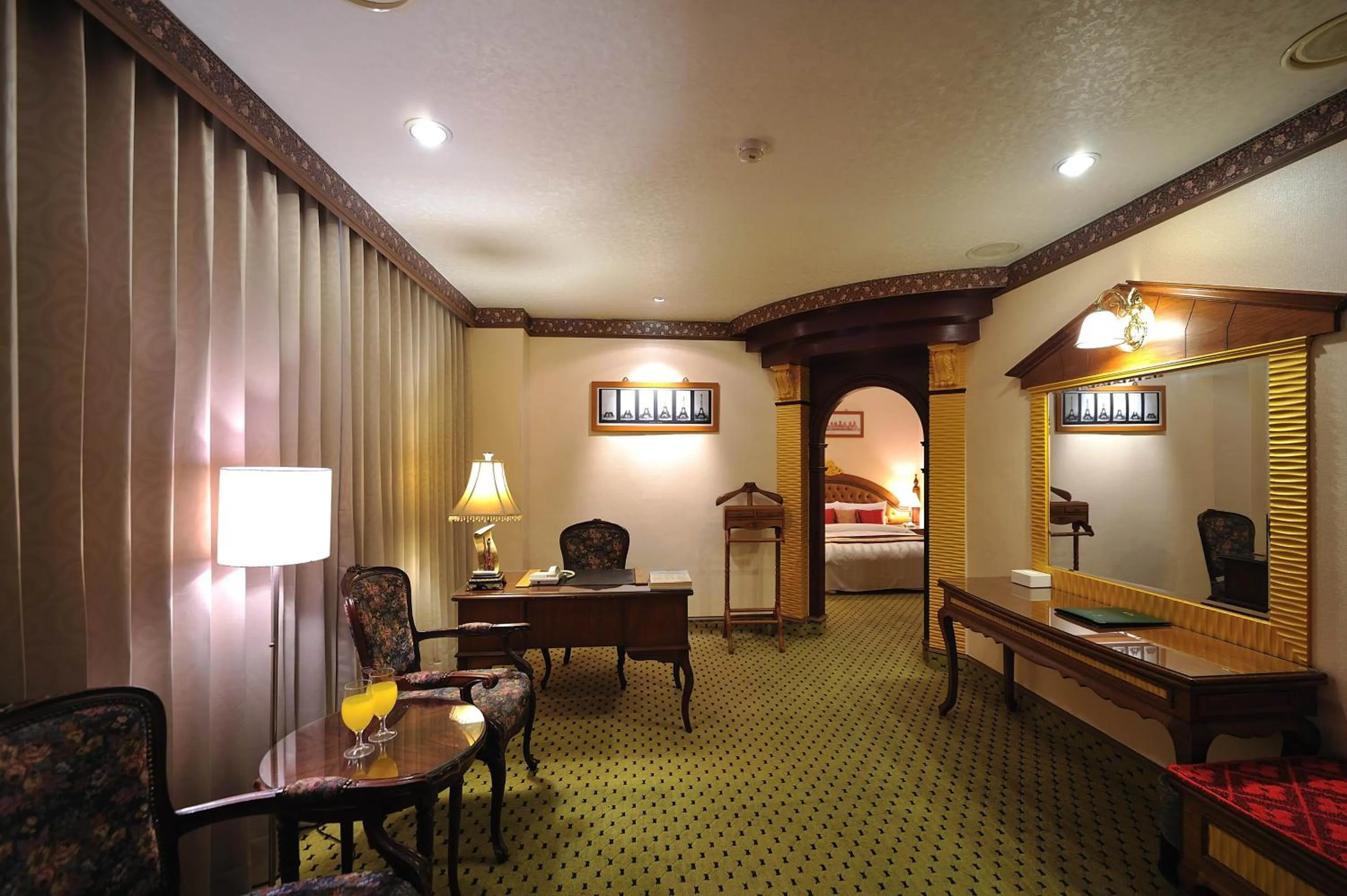 Photo of the whole room, Bed in Wenpin Hotel - Pier 2