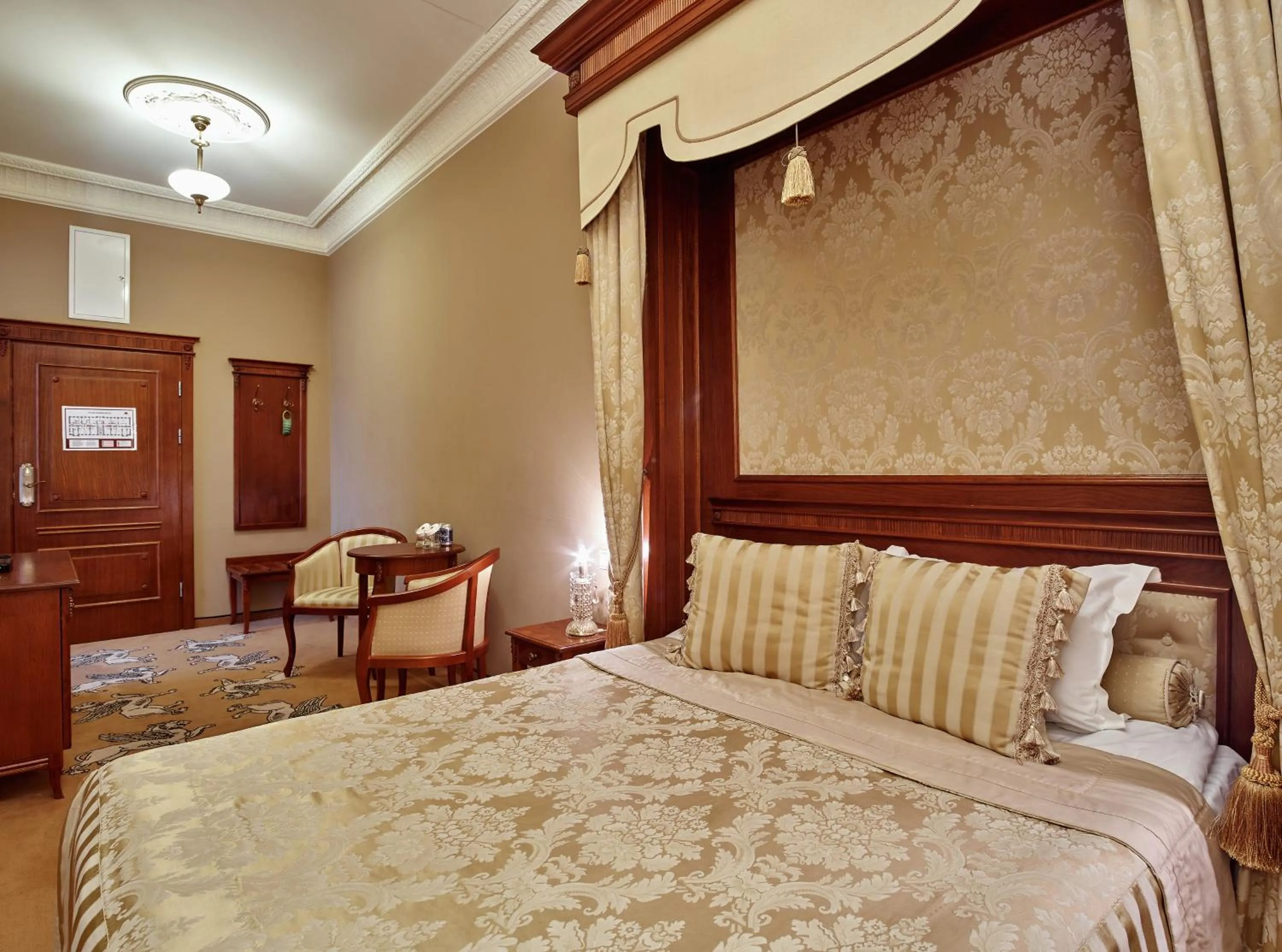 Bed in Hotel Koronny