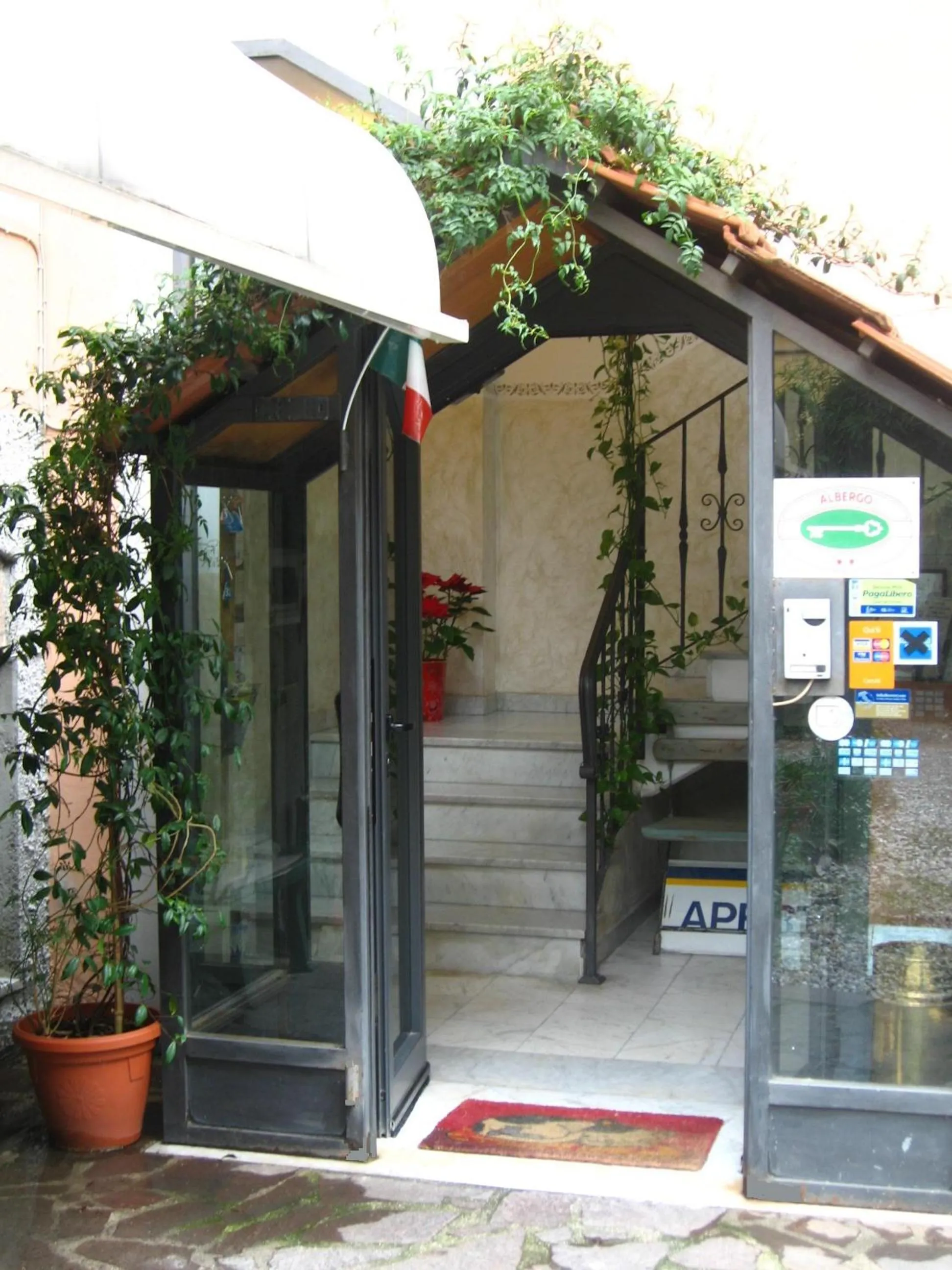 Facade/entrance in Albergo La Villetta