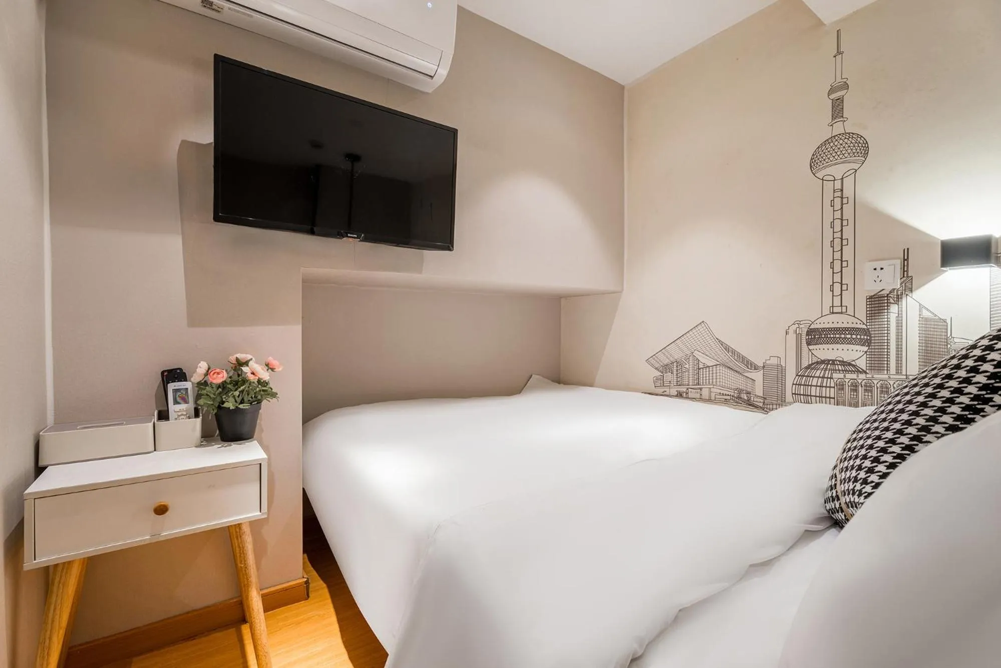 Bed in Meego Yes Hotel