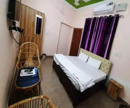 Nandini Homestay