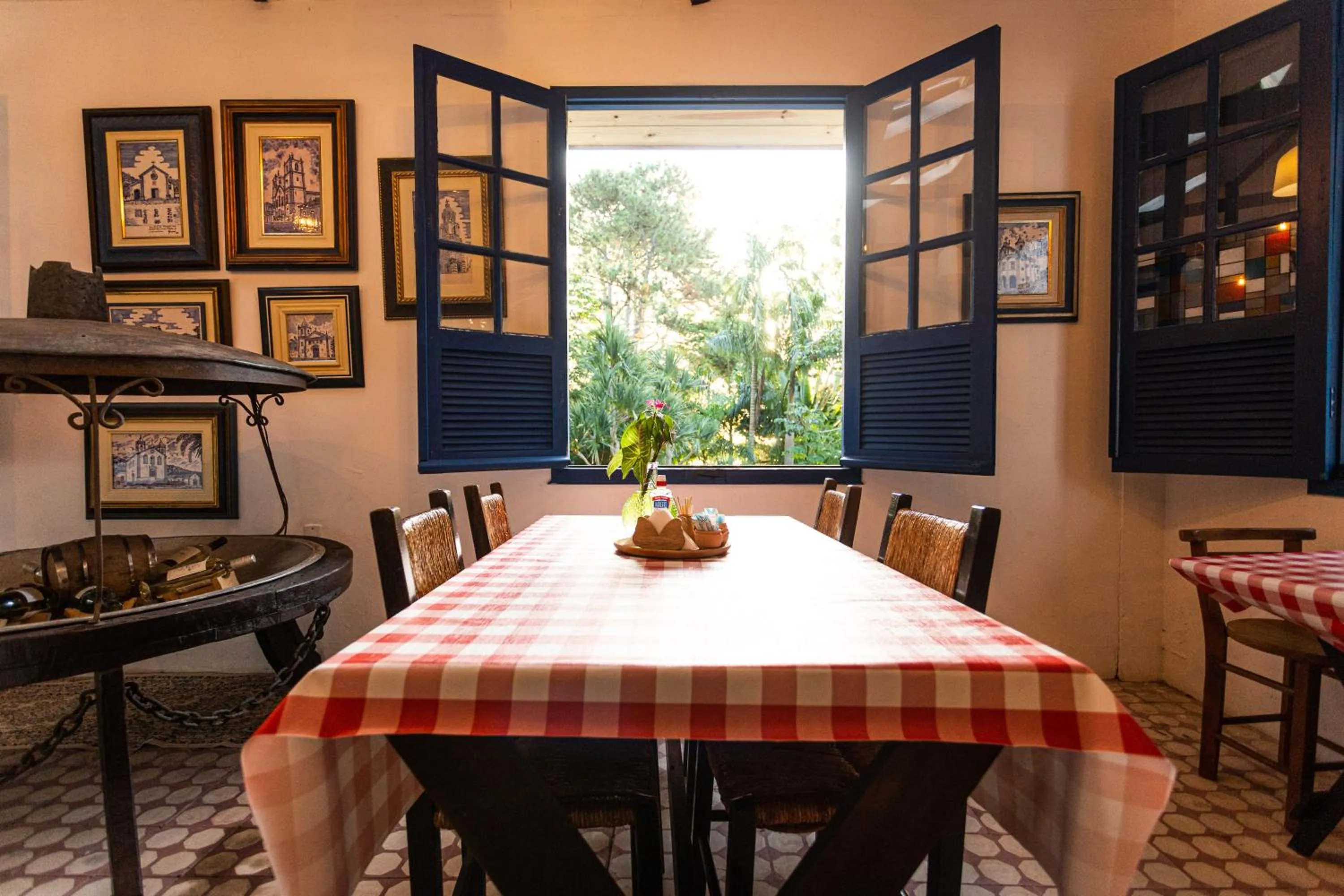 Restaurant/places to eat in Pousada Cabanas da Praia Mole