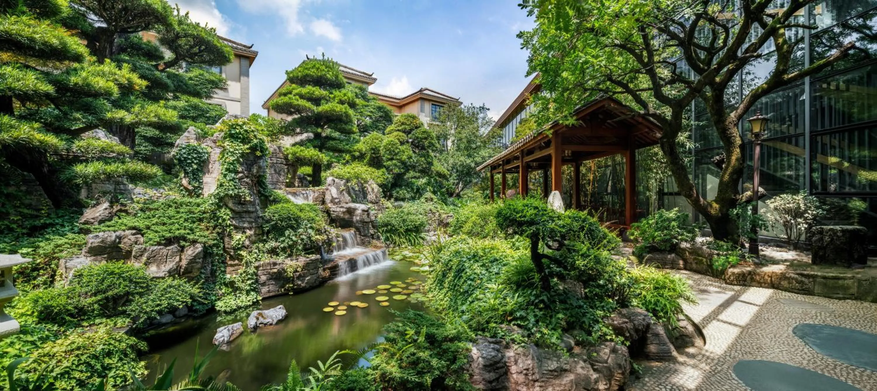 Property building in Yun'an Huidu Hotel