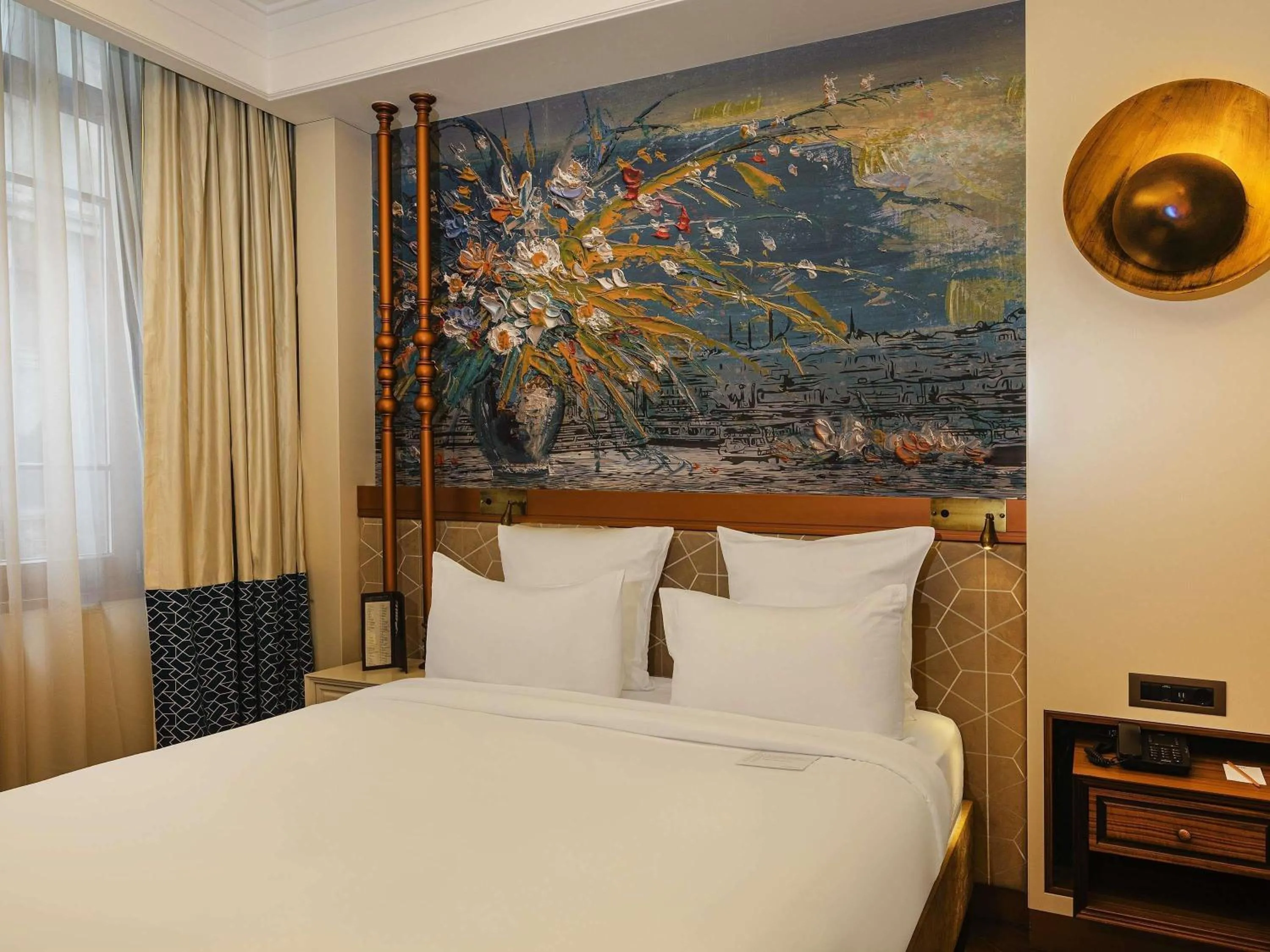 Bedroom, Bed in Mercure Istanbul Sirkeci