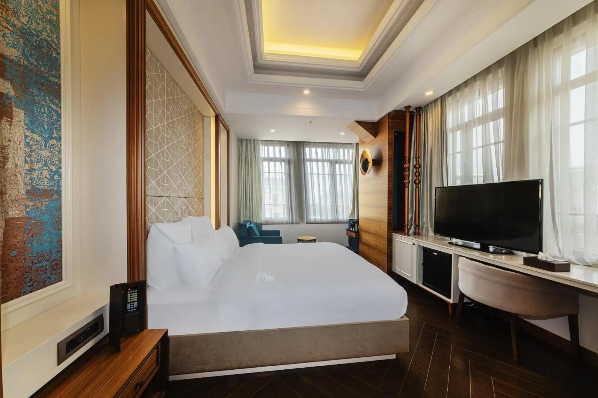 Bed in Mercure Istanbul Sirkeci