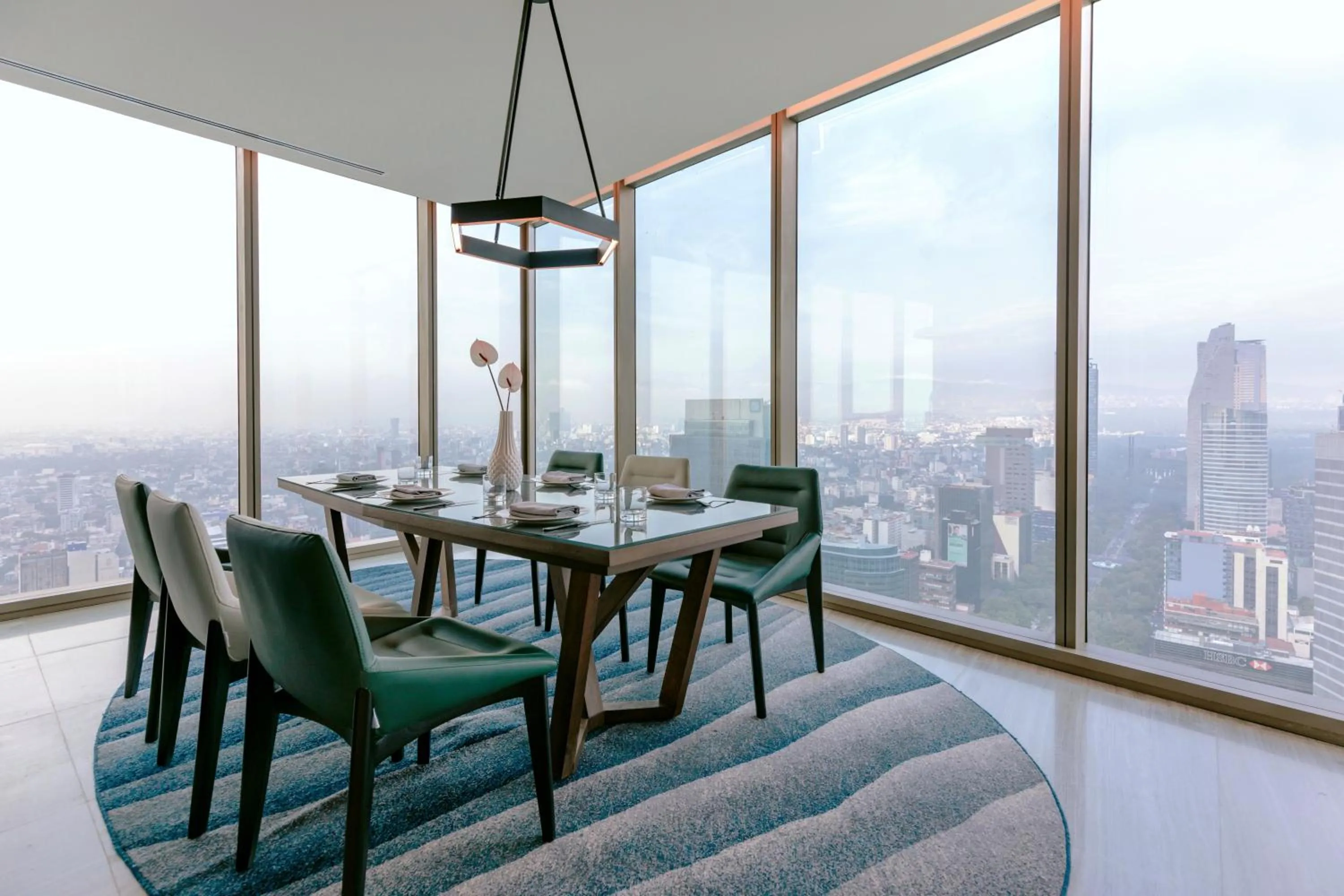 Dining area in Sofitel Mexico City Reforma