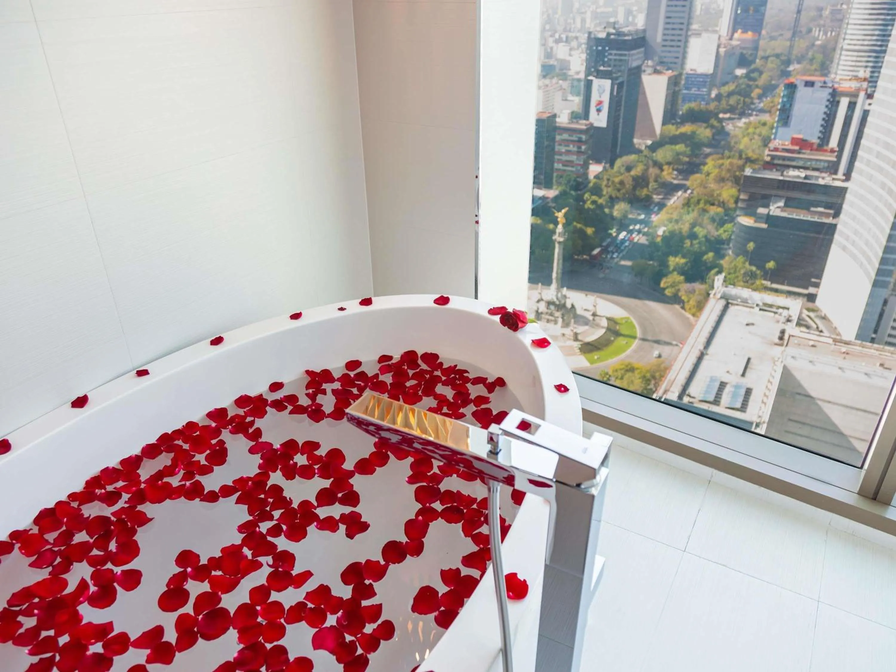 Bathroom in Sofitel Mexico City Reforma