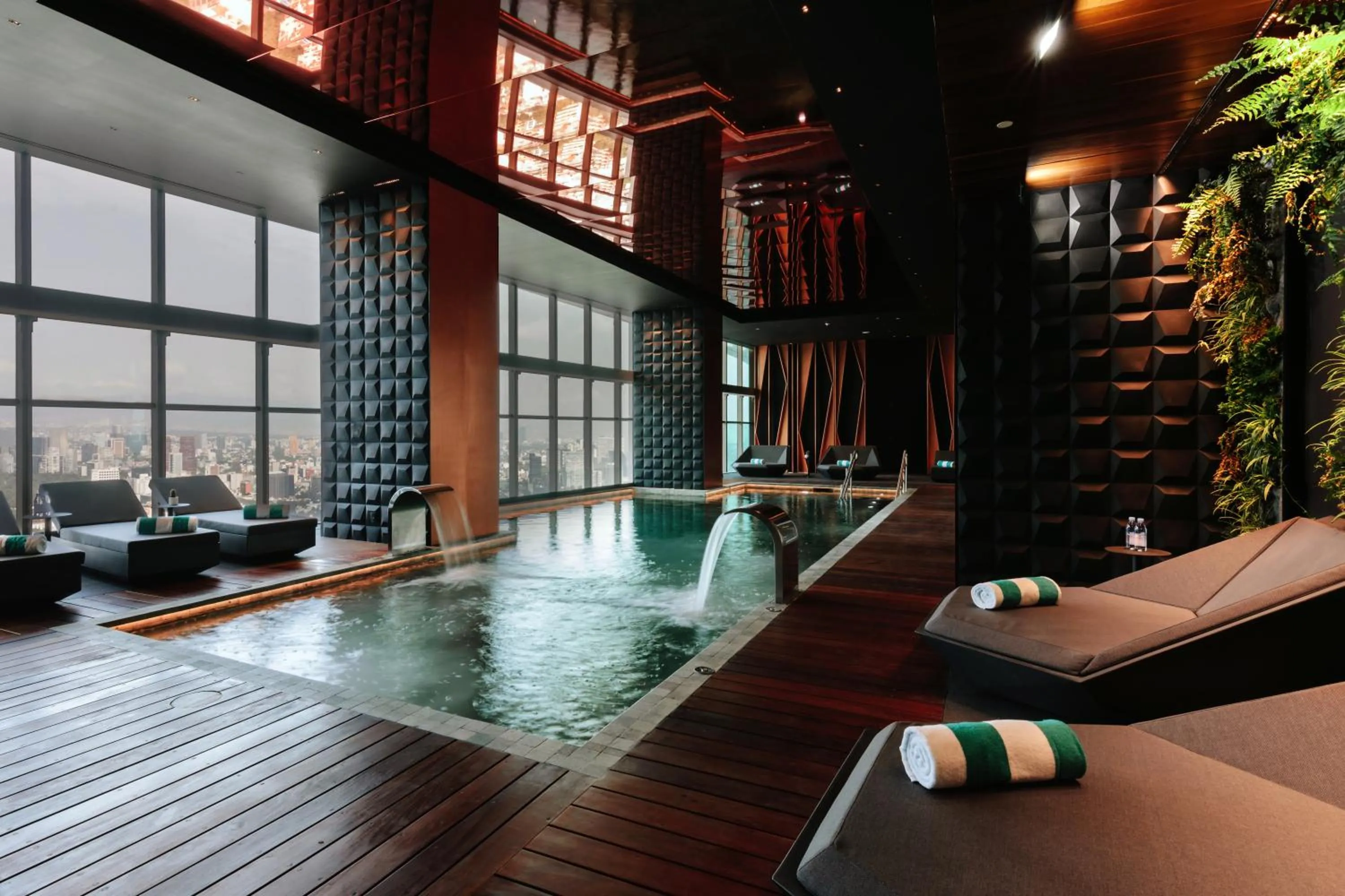 Swimming pool in Sofitel Mexico City Reforma