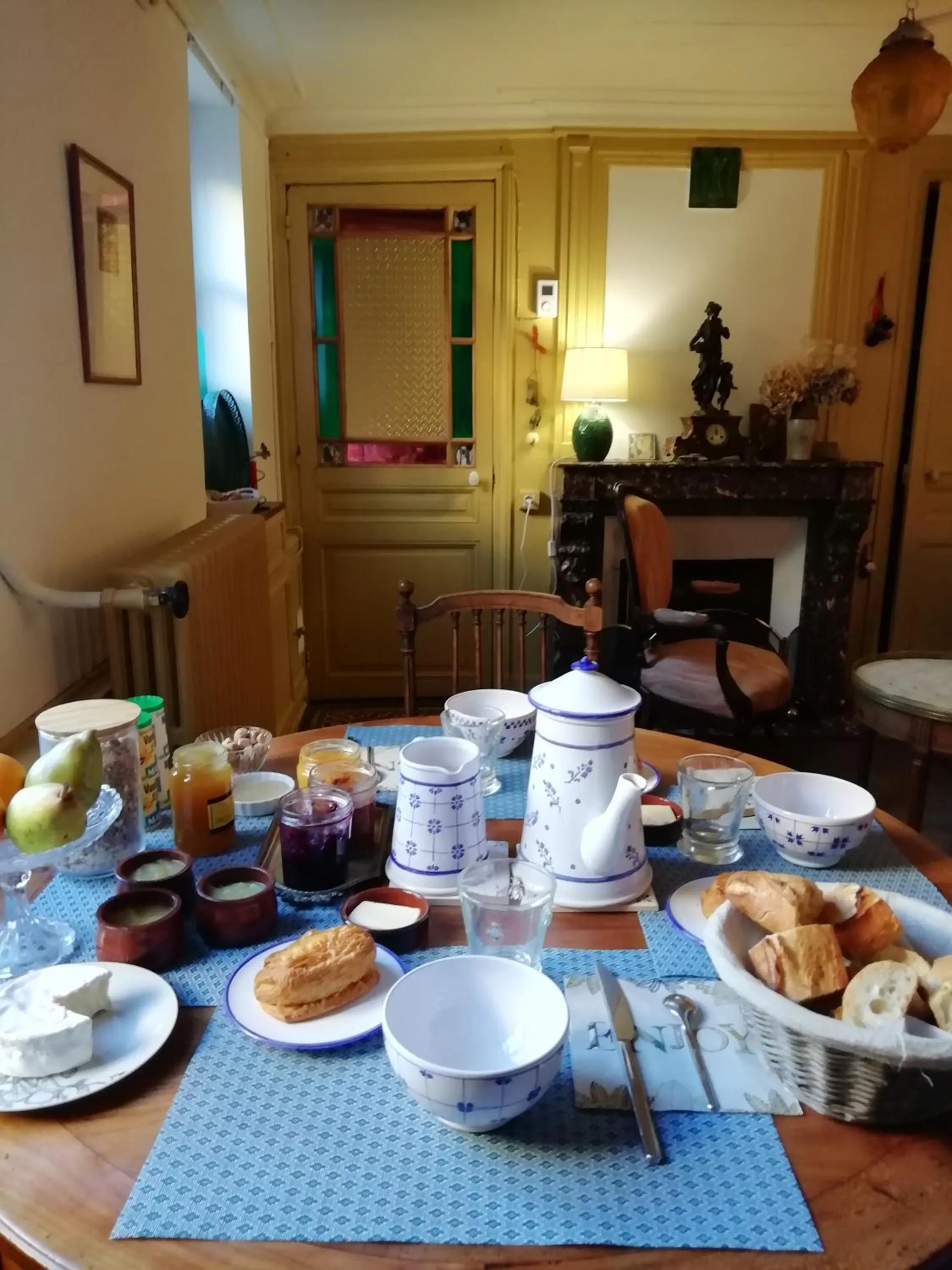 Breakfast in La "charcuterie" GREBER