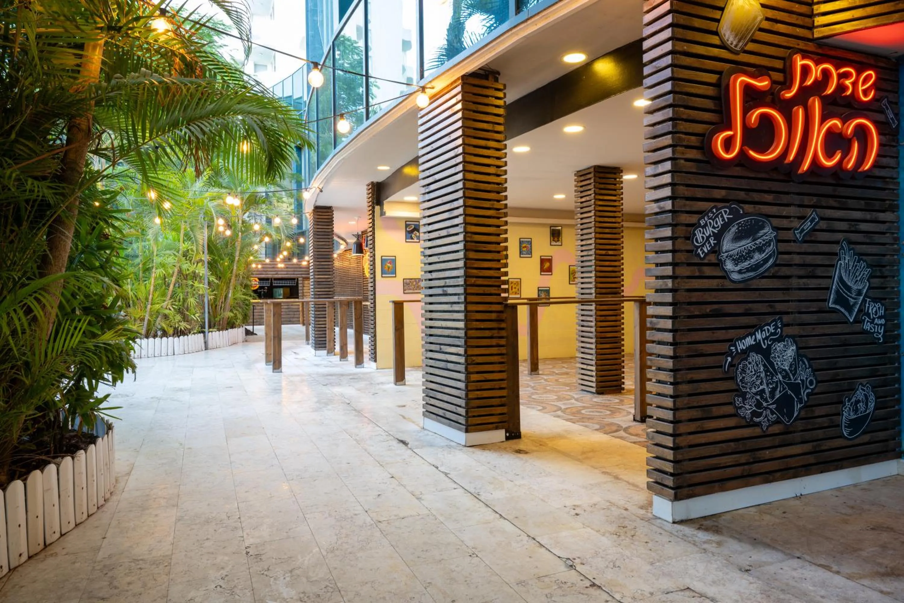 Dining area in Leonardo Club Hotel Dead Sea - All Inclusive