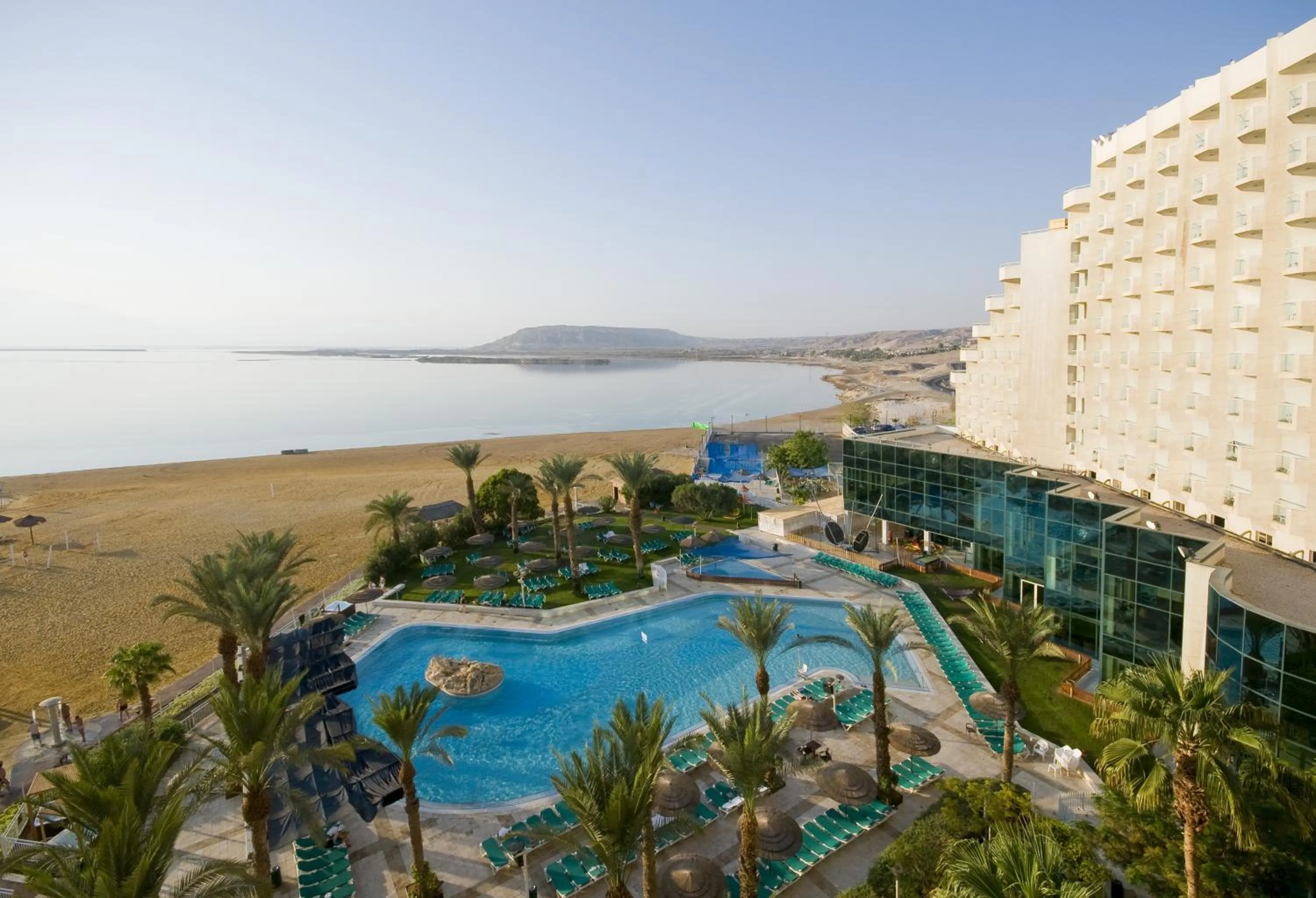 Swimming pool in Leonardo Club Hotel Dead Sea - All Inclusive
