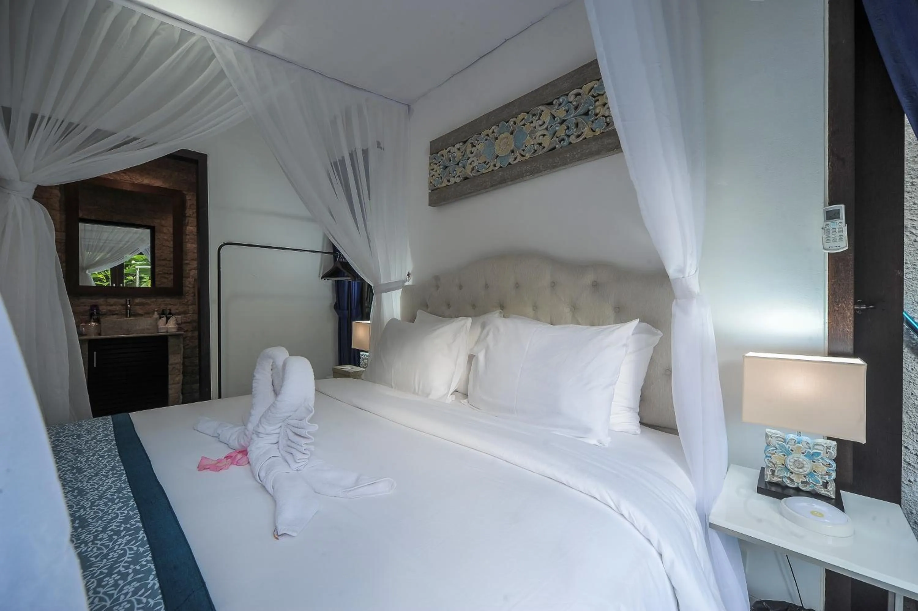 Bed in Villa Pearl Seminyak