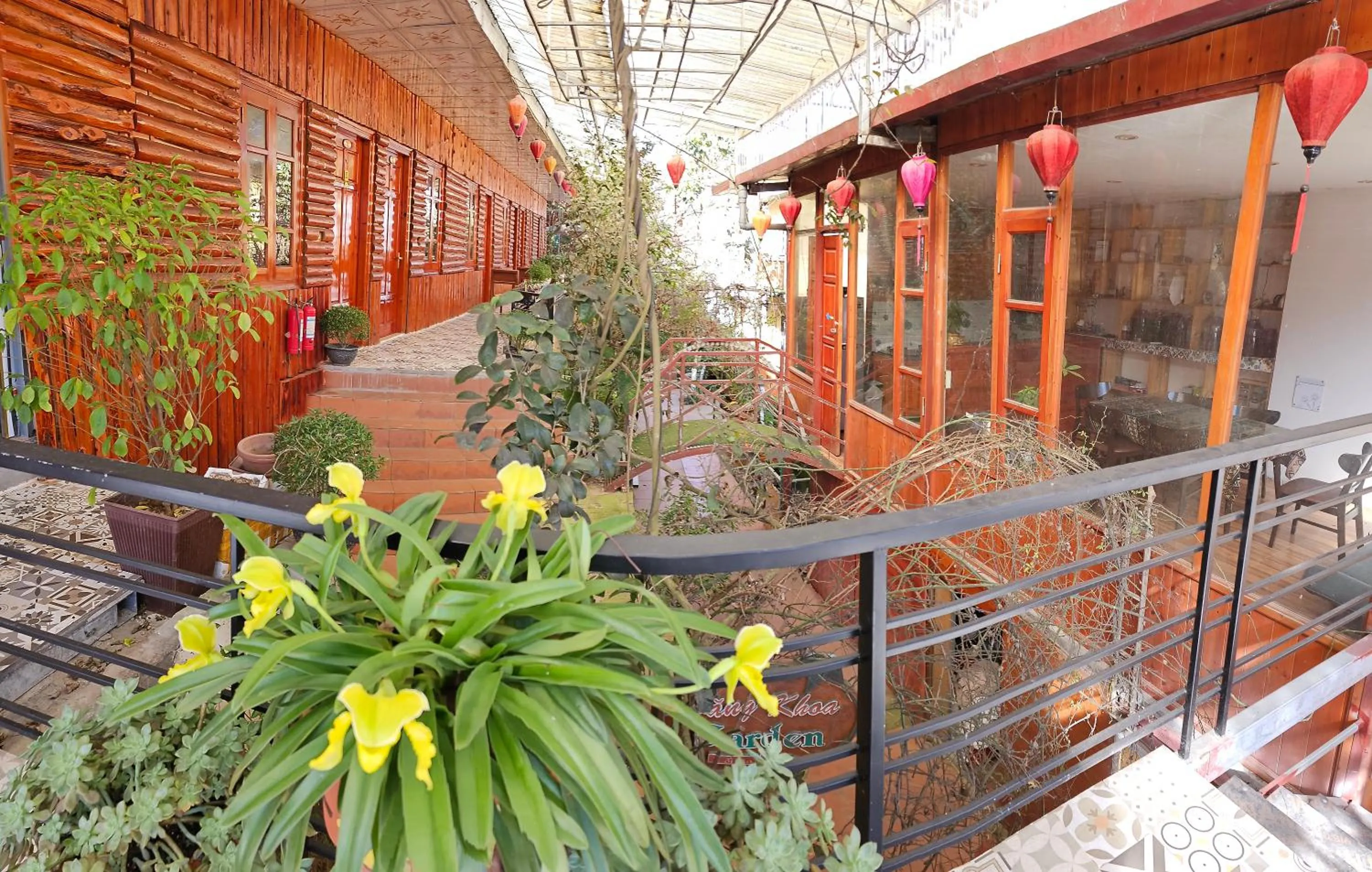 kitchen in Dang Khoa Garden Inn