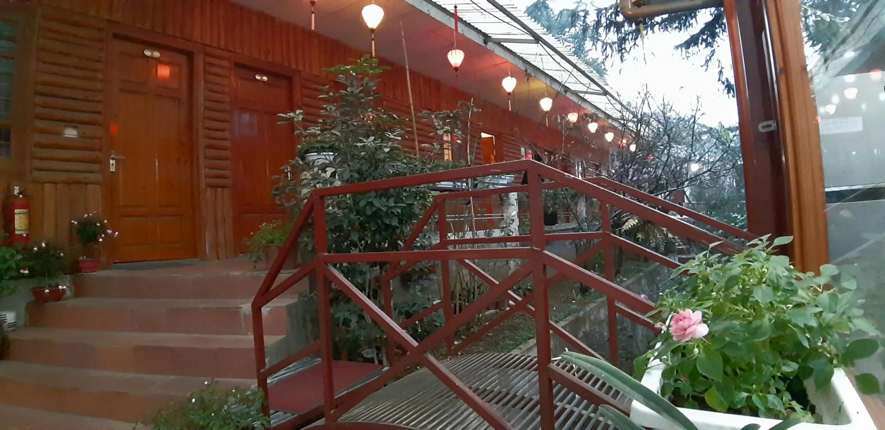 Facade/entrance in Dang Khoa Garden Inn
